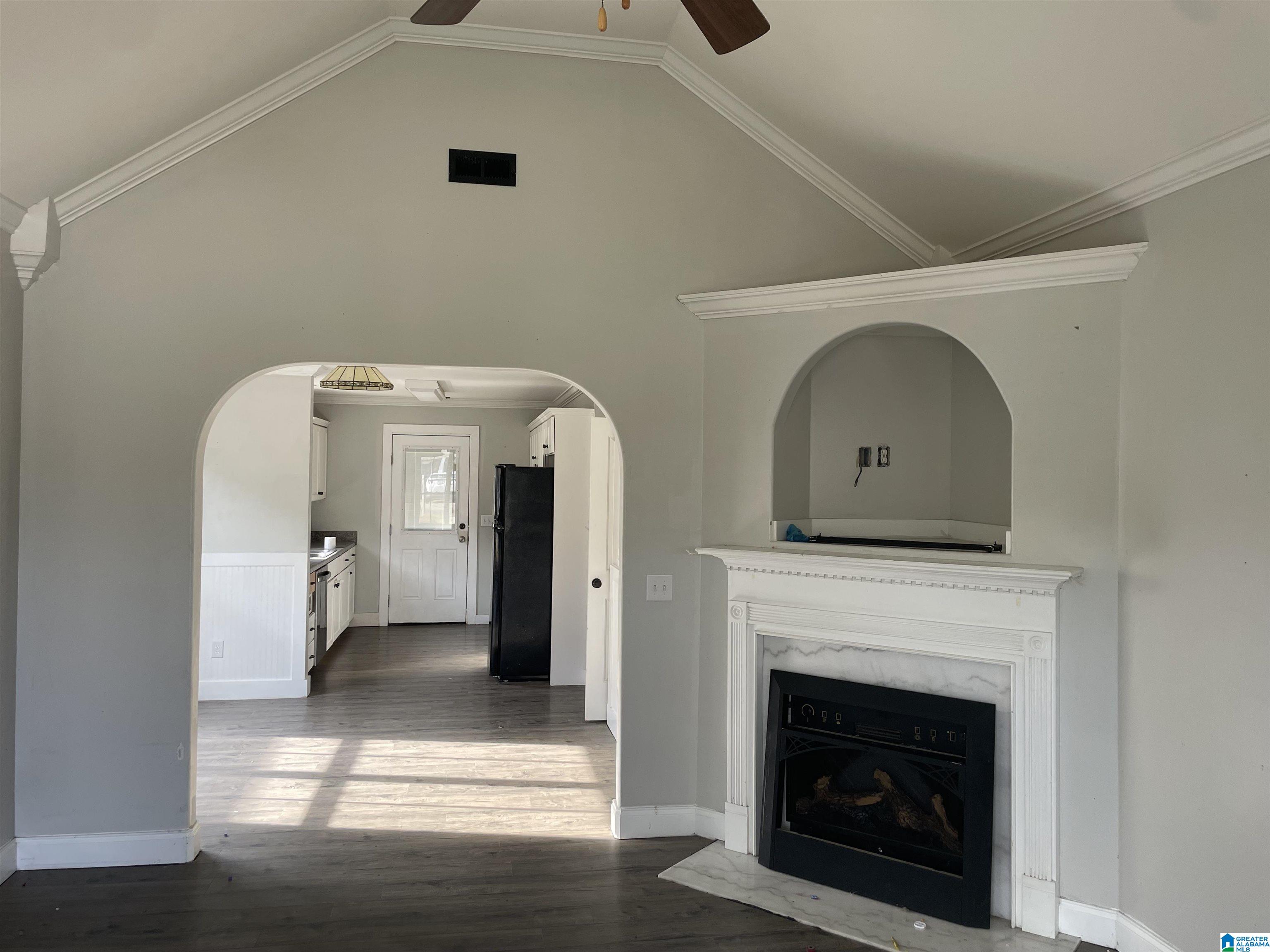 Photo 2 of Single family home for sale at 213 Stonecreek Trl, Calera, AL 35040 | MLS# 21464845 | Listing updated on 2026-09-14