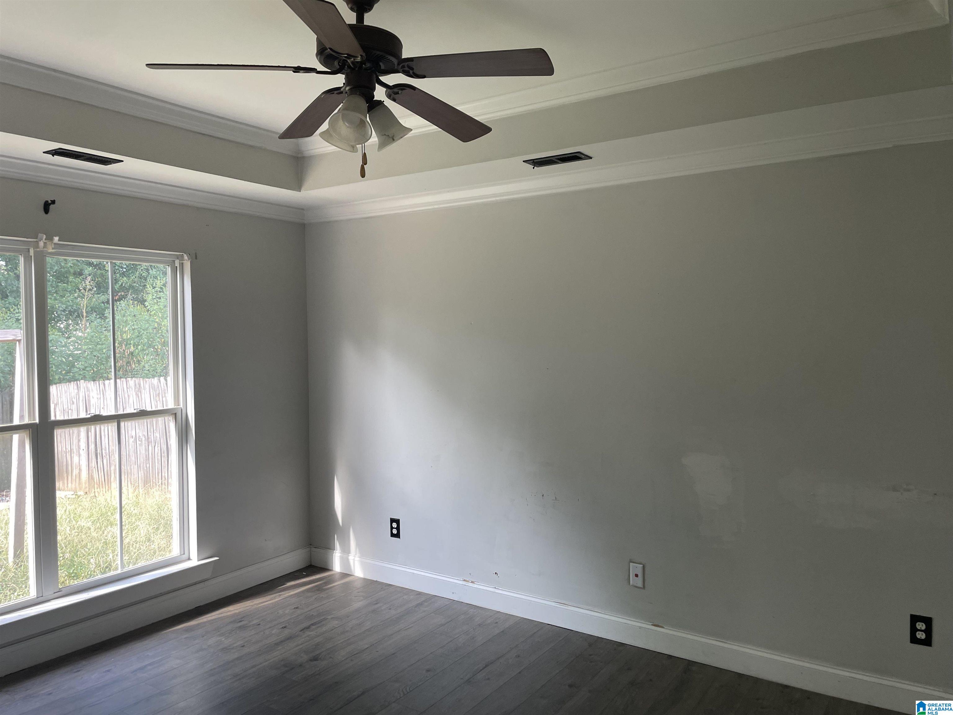 Photo 3 of Single family home for sale at 213 Stonecreek Trl, Calera, AL 35040 | MLS# 21464845 | Listing updated on 2026-09-14