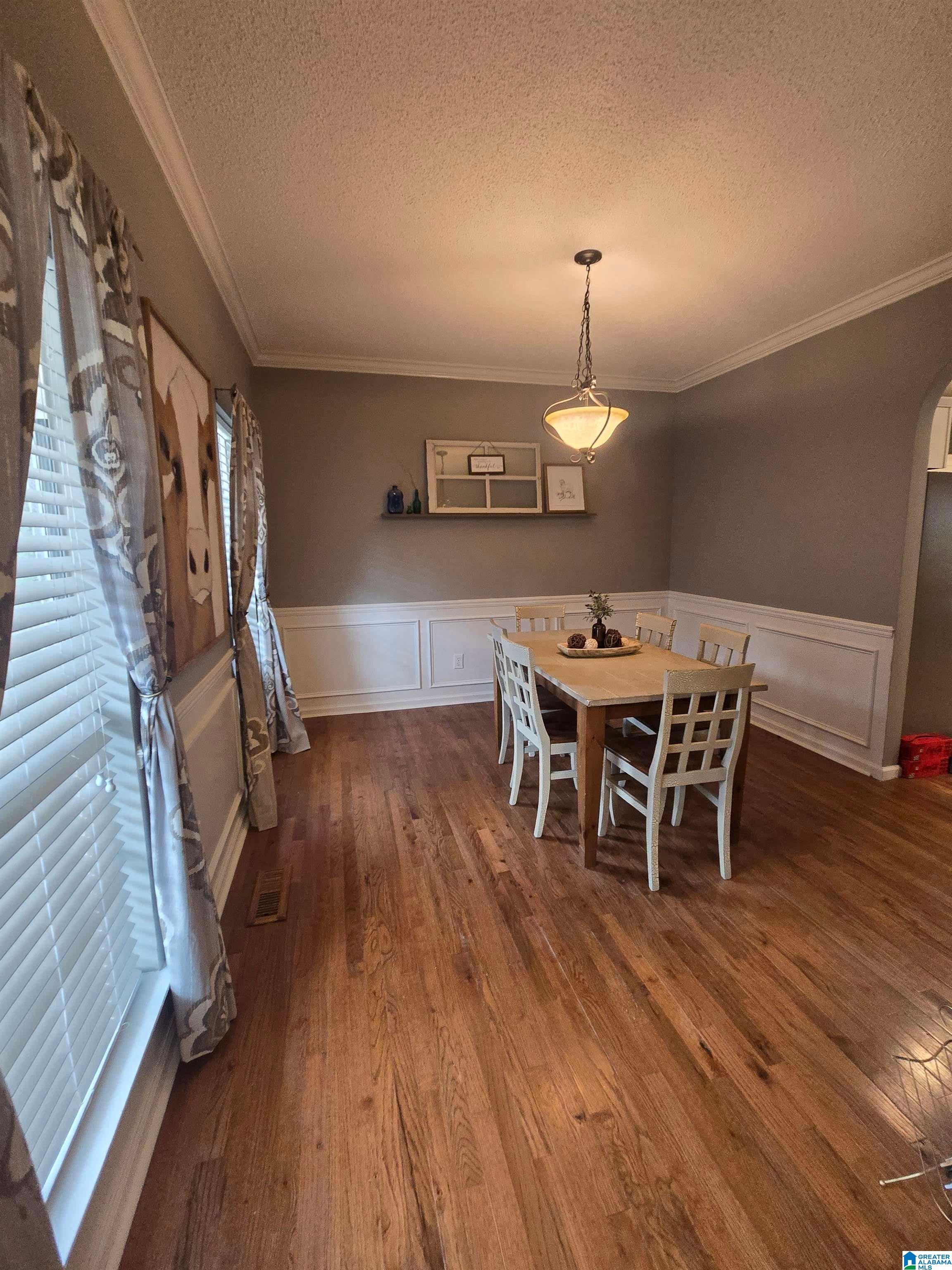 Photo 3 of Single family home for sale at 105 Park Forest Ter, Alabaster, AL 35007 | MLS# 21464855 | Listing updated on 2026-09-20