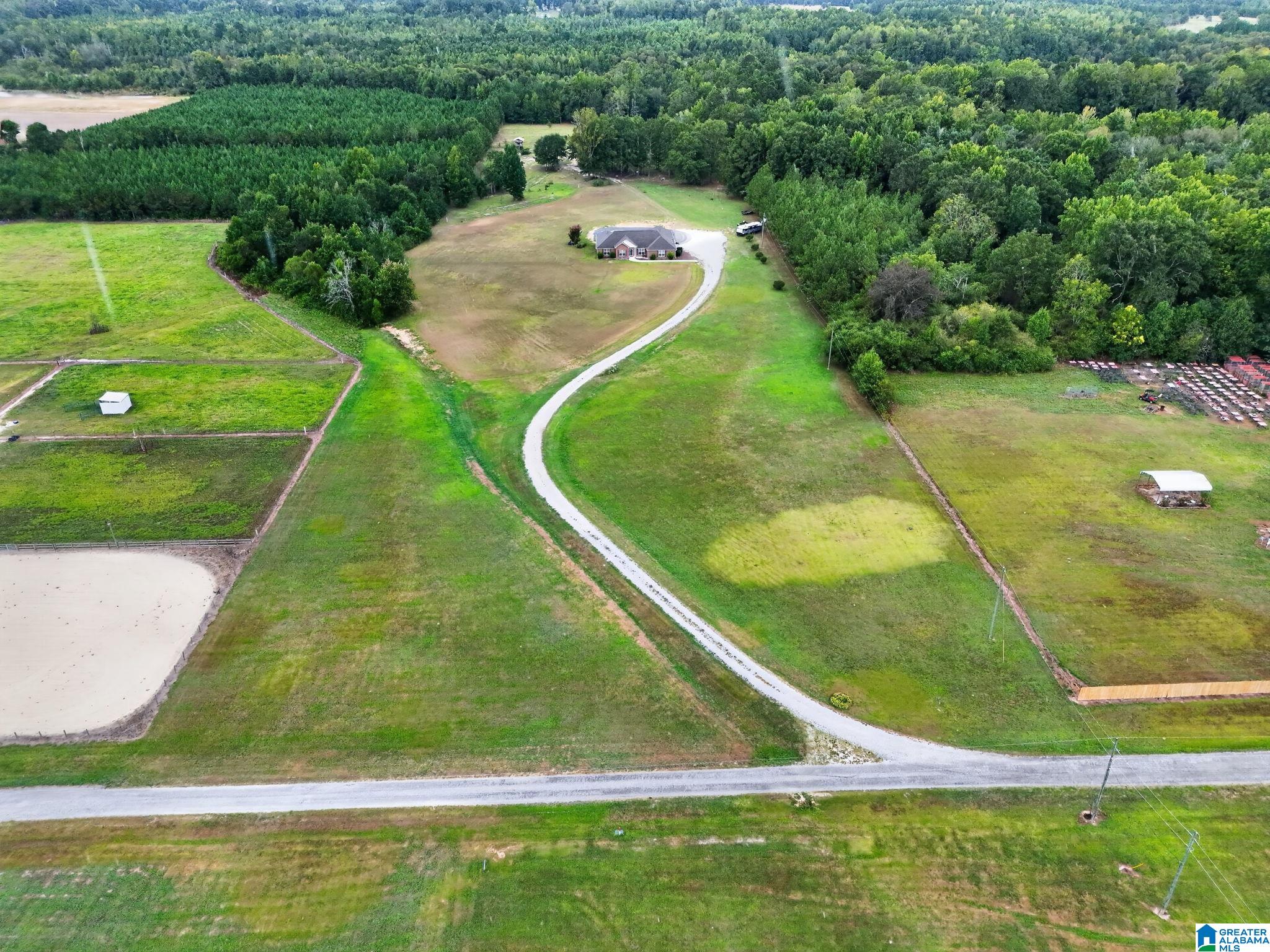 Single family home for sale at 90 County Rd 5017, CLANTON, AL 35045 | MLS# 21464862