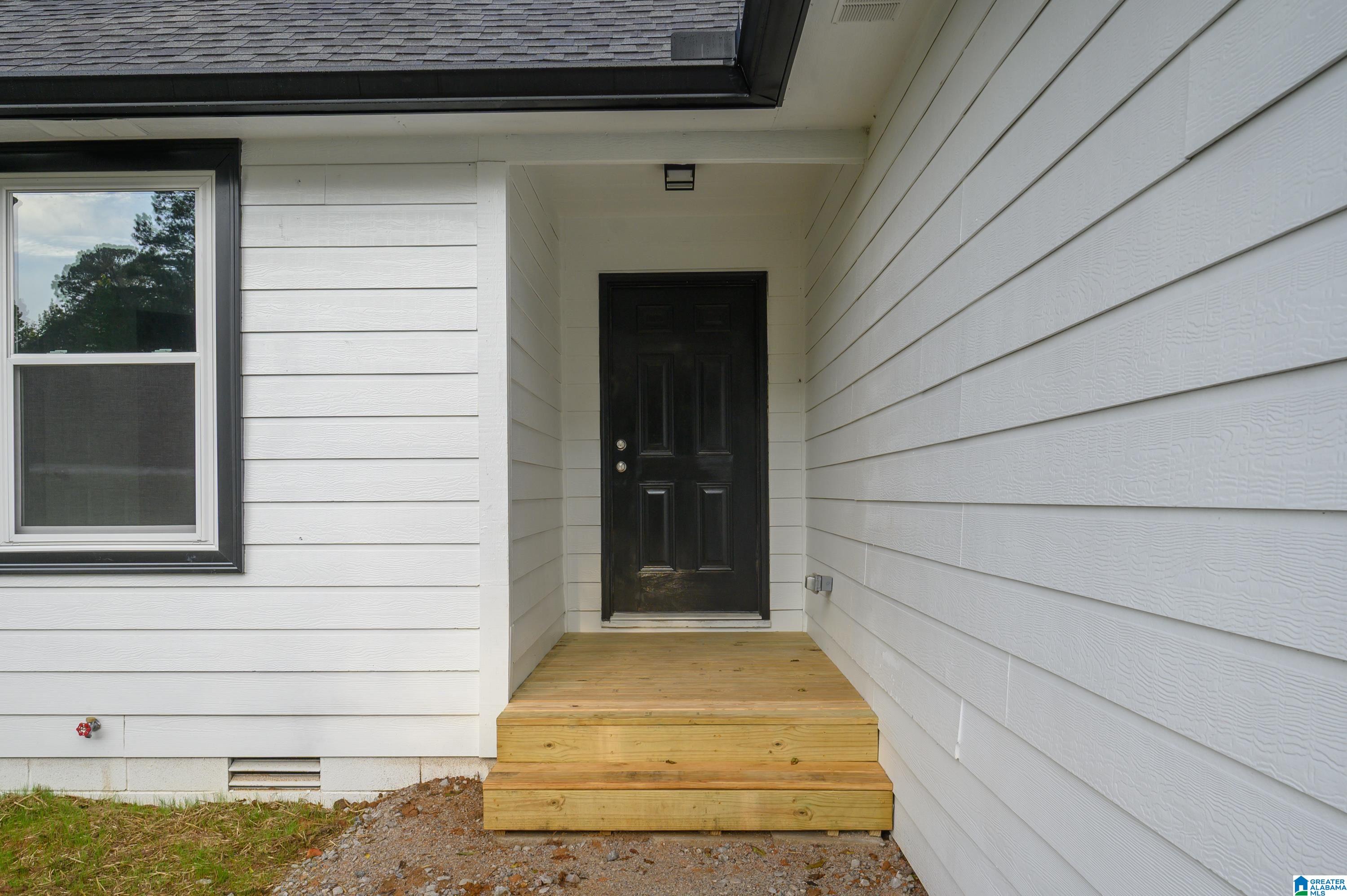 Photo 4 of Single family home for sale at 9715 County Rd 51, Jemison, AL 35085 | MLS# 21464877 | Listing updated on 2026-09-18