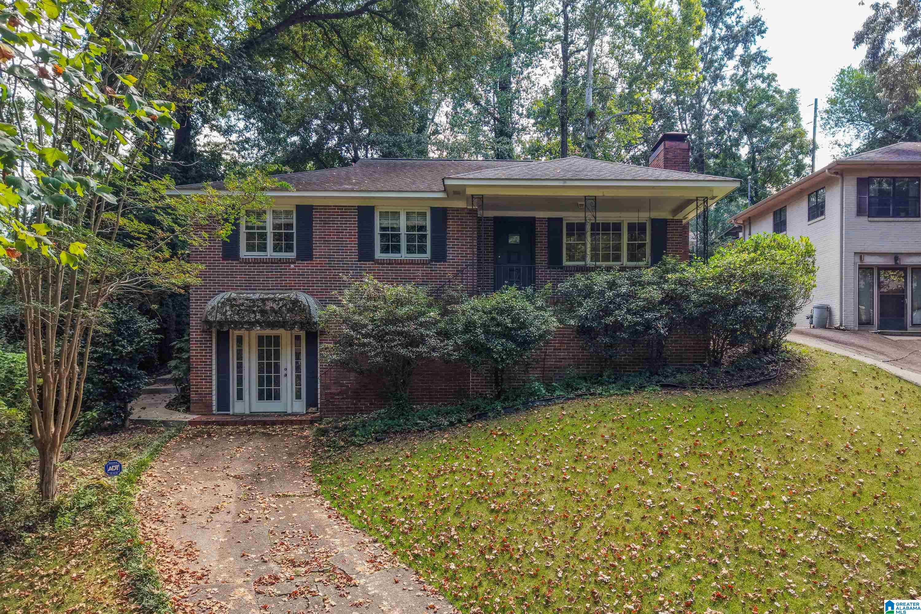 Photo 1 of Single family home for sale at 429 Windsor Dr, Birmingham, AL 35209 | MLS# 21464885 | Listing updated on 2026-09-15