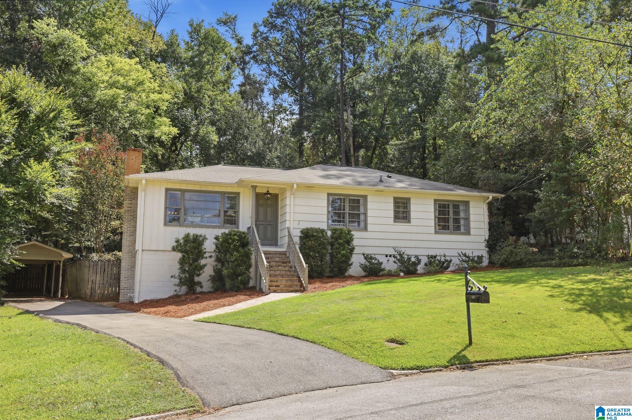 Photo 3 of Single family home for sale at 821 Sylvia Dr, Birmingham, AL 35209 | MLS# 21464891 | Listing updated on 2026-09-16