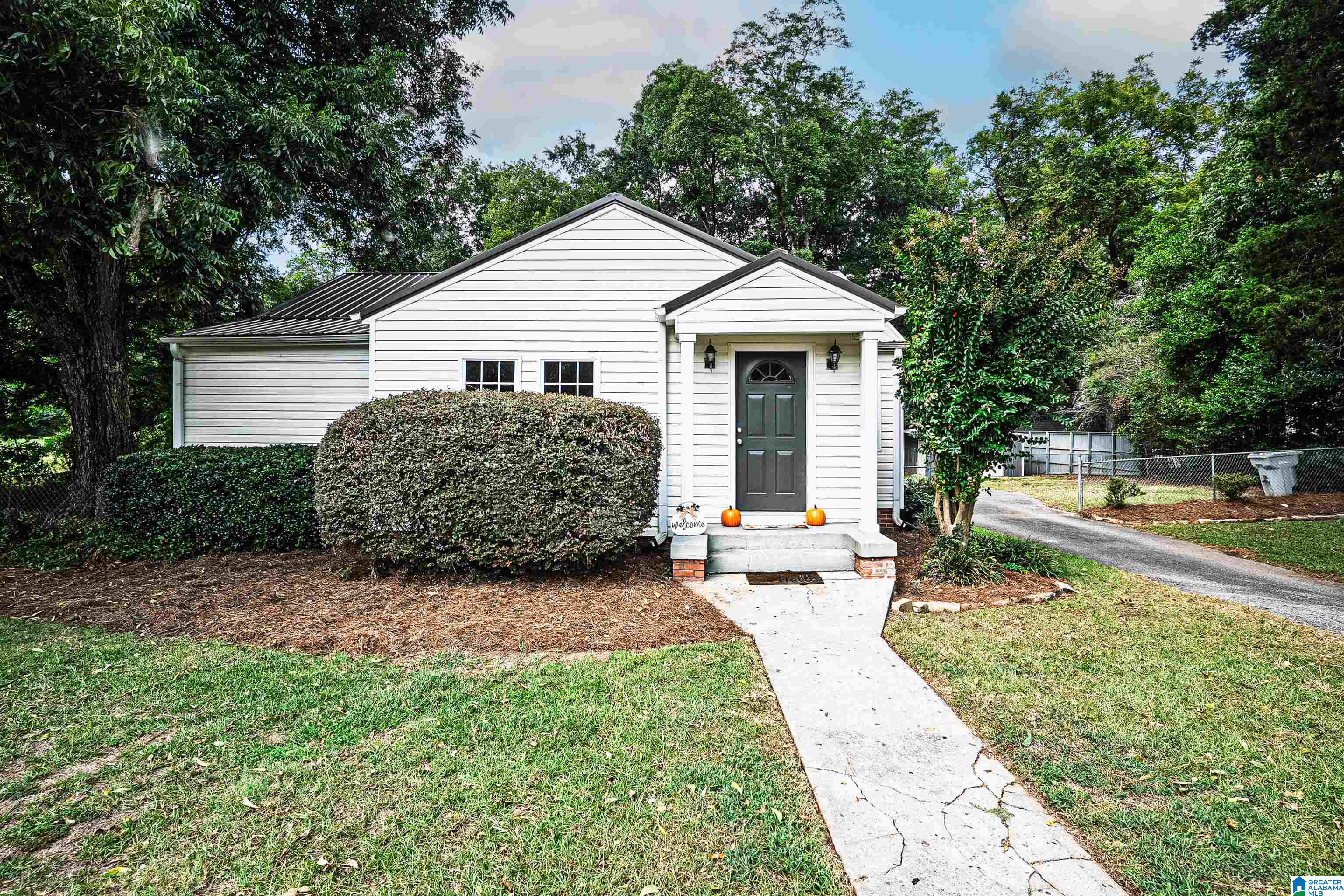 Photo 1 of Sale Pending at 314 N Main St, Columbiana, AL 35051 | MLS# 21464896 | Listing updated on 2026-09-15
