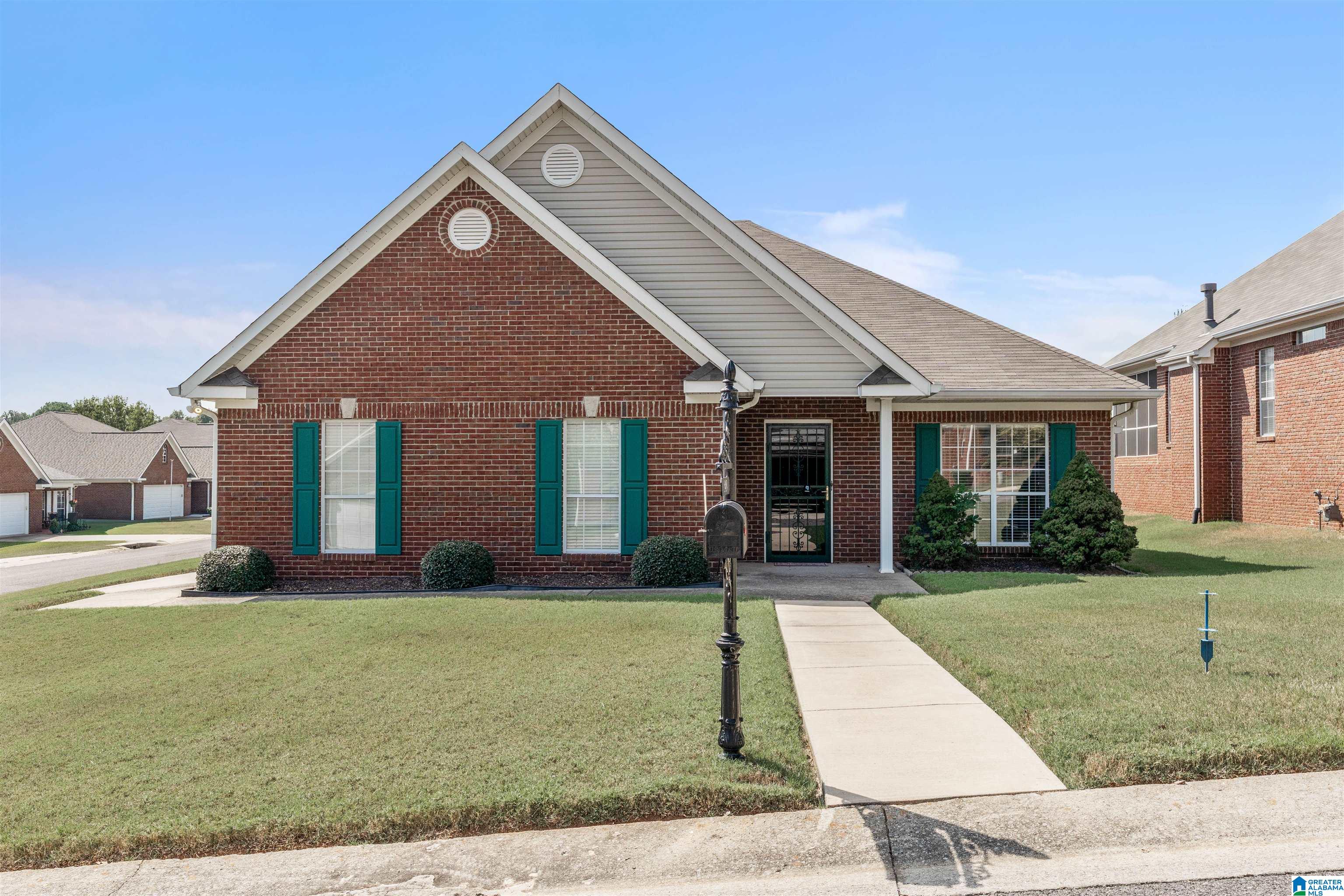 Photo 2 of Single family home for sale at 5450 J R Dr, Birmingham, AL 35235 | MLS# 21464900 | Listing updated on 2026-09-18