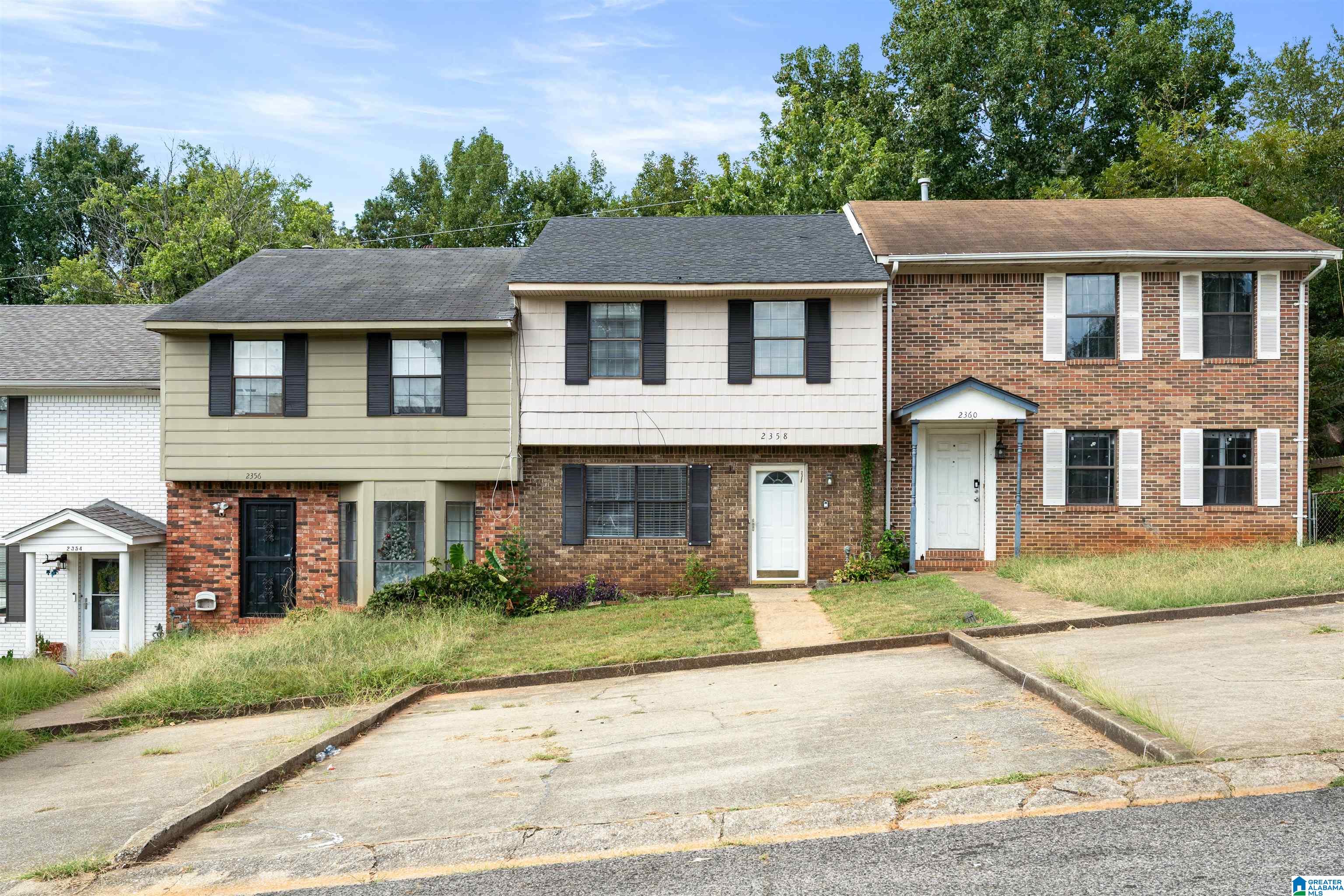 Photo 3 of Townhouse for sale at 2358 Grayson Valley Cir, Birmingham, AL 35235 | MLS# 21464905 | Listing updated on 2026-09-15