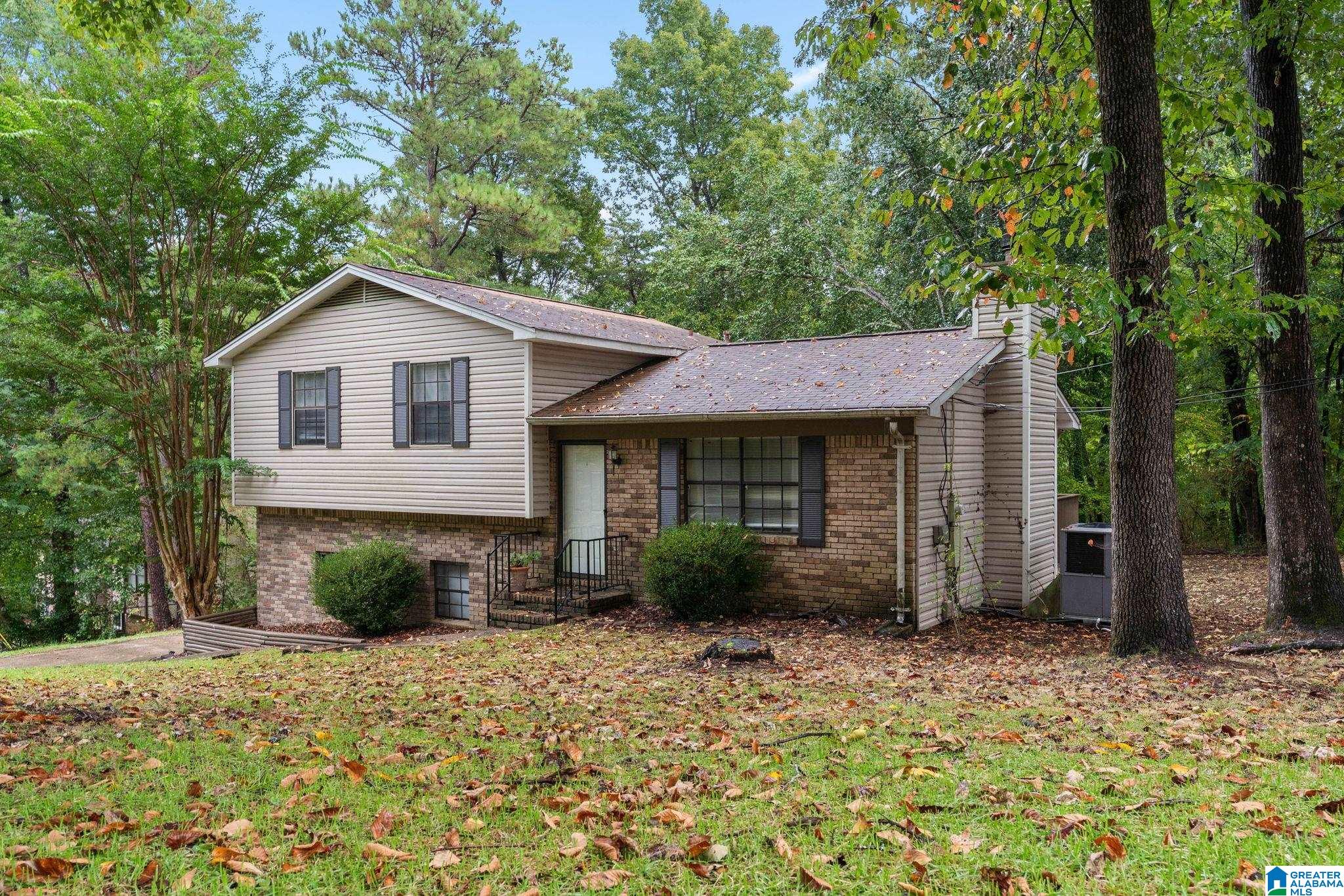 Photo 1 of Single family home for sale at 1152 Oak Crk Trl NE, Birmingham, AL 35215 | MLS# 21464912 | Listing updated on 2026-09-19