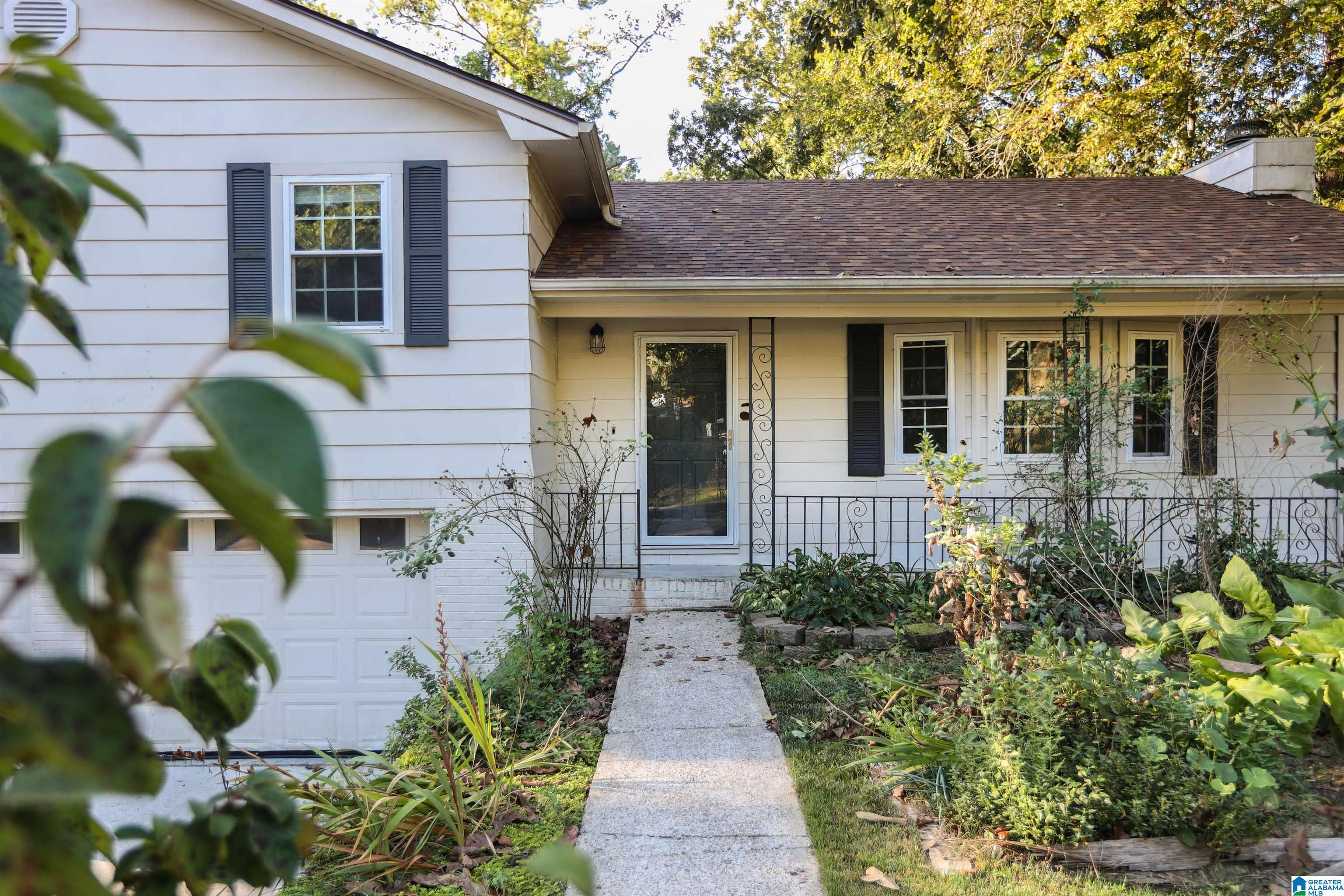1026 KINGS FOREST DRIVE