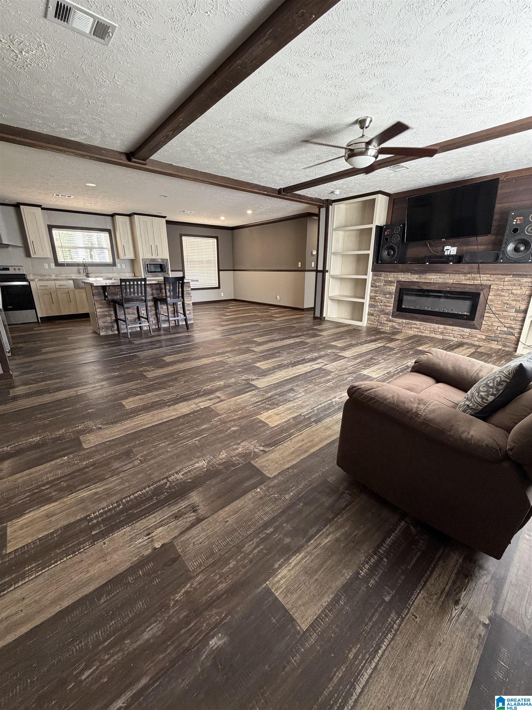 Photo 1 of Single family home for sale at 245 Bayberry Ln, Odenville, AL 35120 | MLS# 21464930 | Listing updated on 2026-09-15