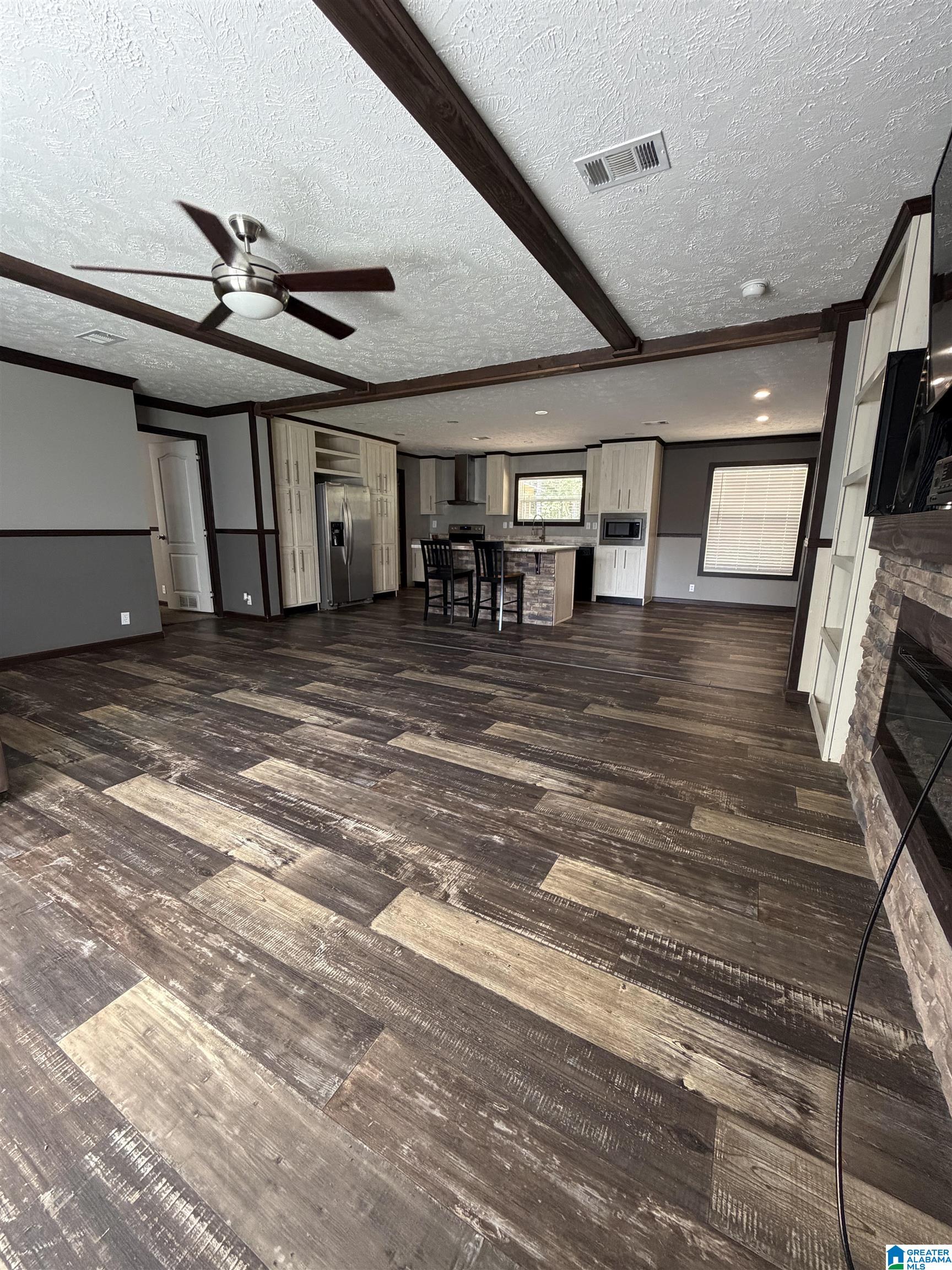 Photo 3 of Single family home for sale at 245 Bayberry Ln, Odenville, AL 35120 | MLS# 21464930 | Listing updated on 2026-09-15