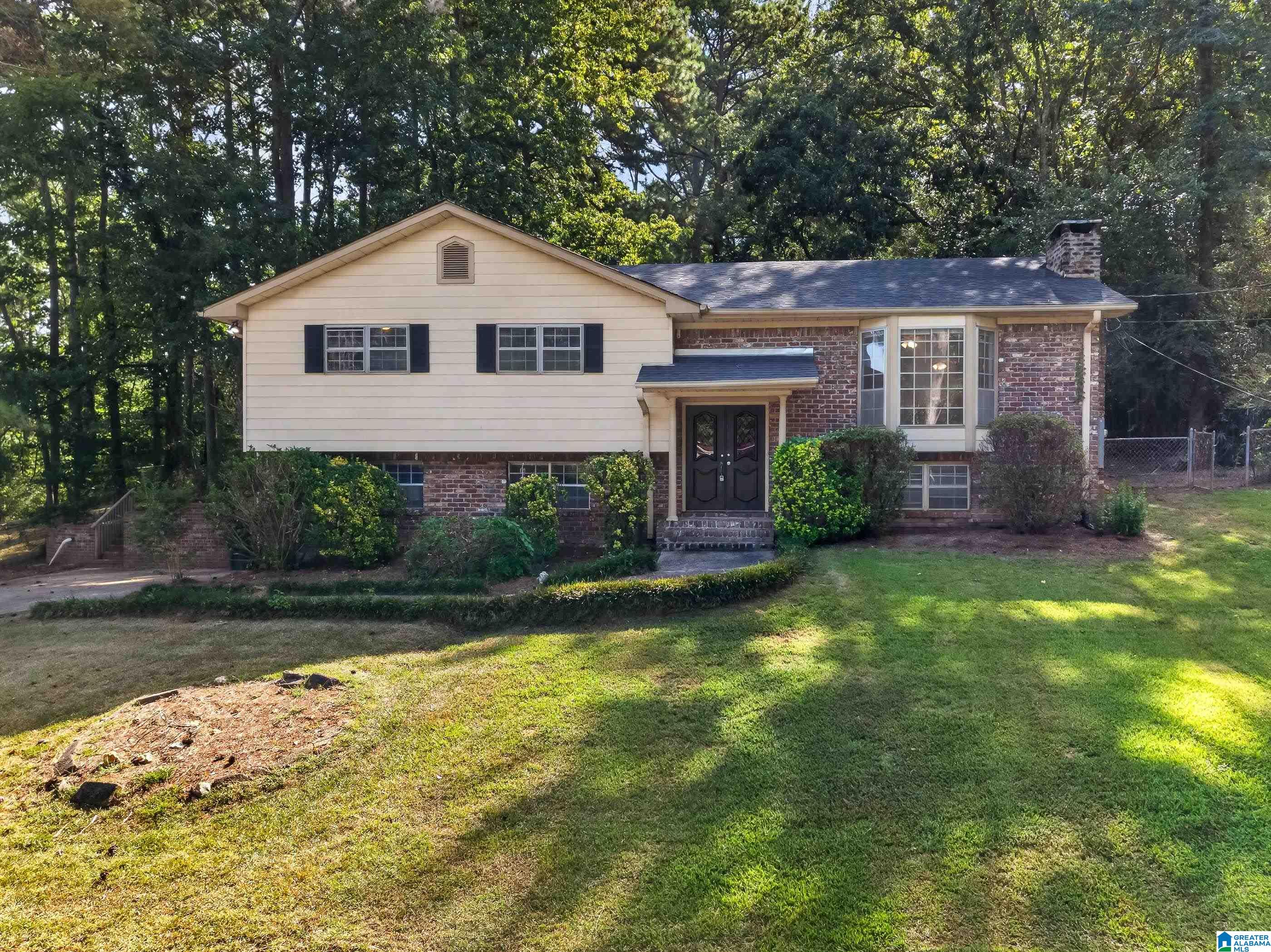 Photo 1 of Single family home for sale at 1317 Winola Ln, Birmingham, AL 35235 | MLS# 21464940 | Listing updated on 2026-09-15