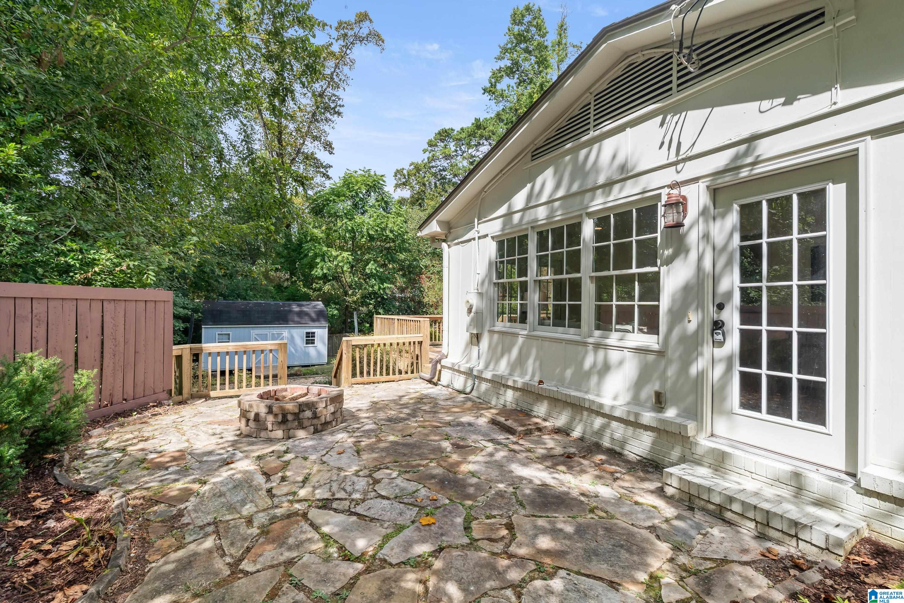 Photo 3 of Single family home for sale at 3820 Buckingham Pl, Mountain Brk, AL 35243 | MLS# 21464950 | Listing updated on 2026-09-18