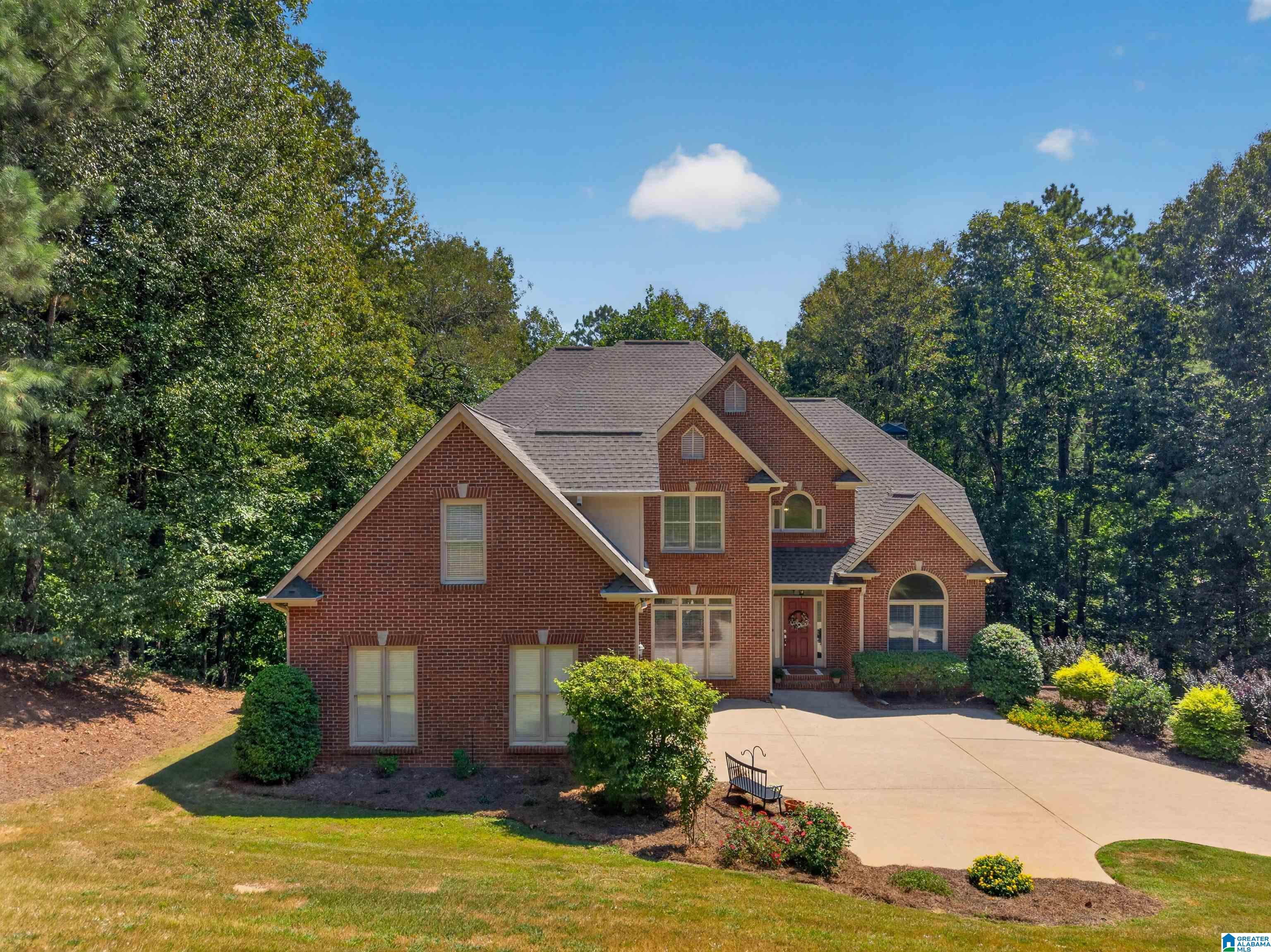 Photo 1 of Single family home for sale at 30 Bellerive Cir, Oneonta, AL 35121 | MLS# 21464958 | Listing updated on 2026-09-17