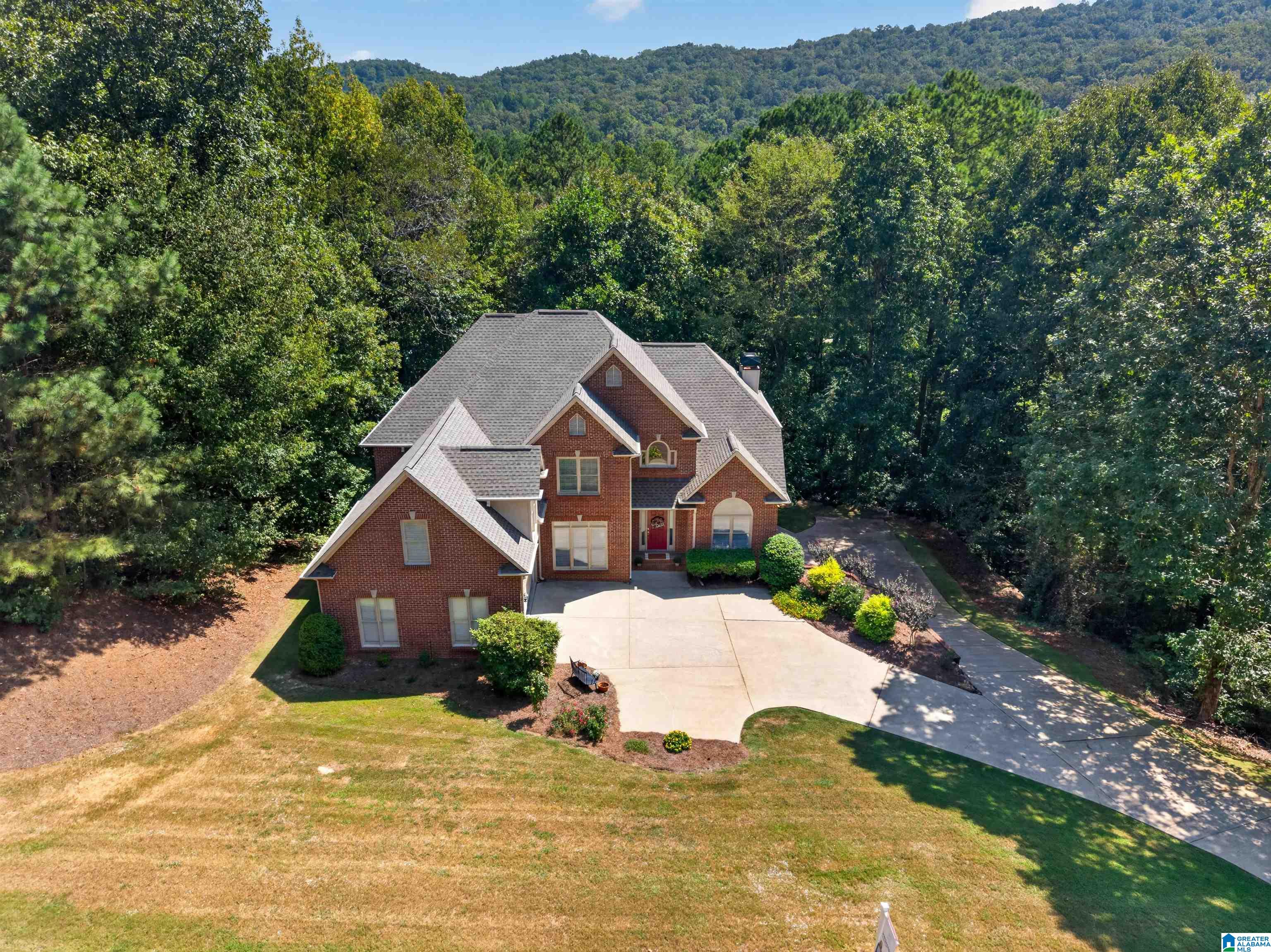 Photo 2 of Single family home for sale at 30 Bellerive Cir, Oneonta, AL 35121 | MLS# 21464958 | Listing updated on 2026-09-17
