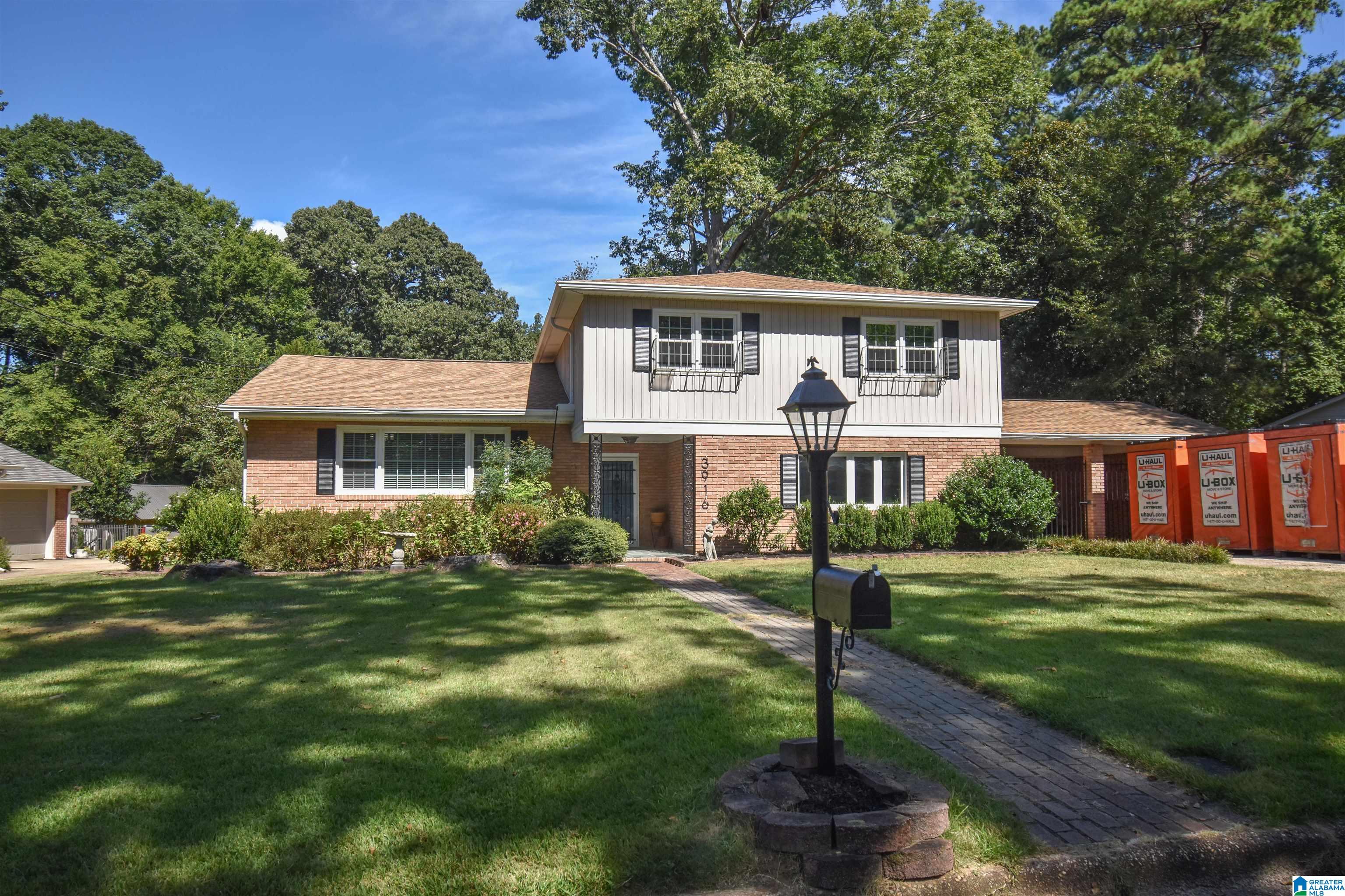 3916 SOMERSET PLACE