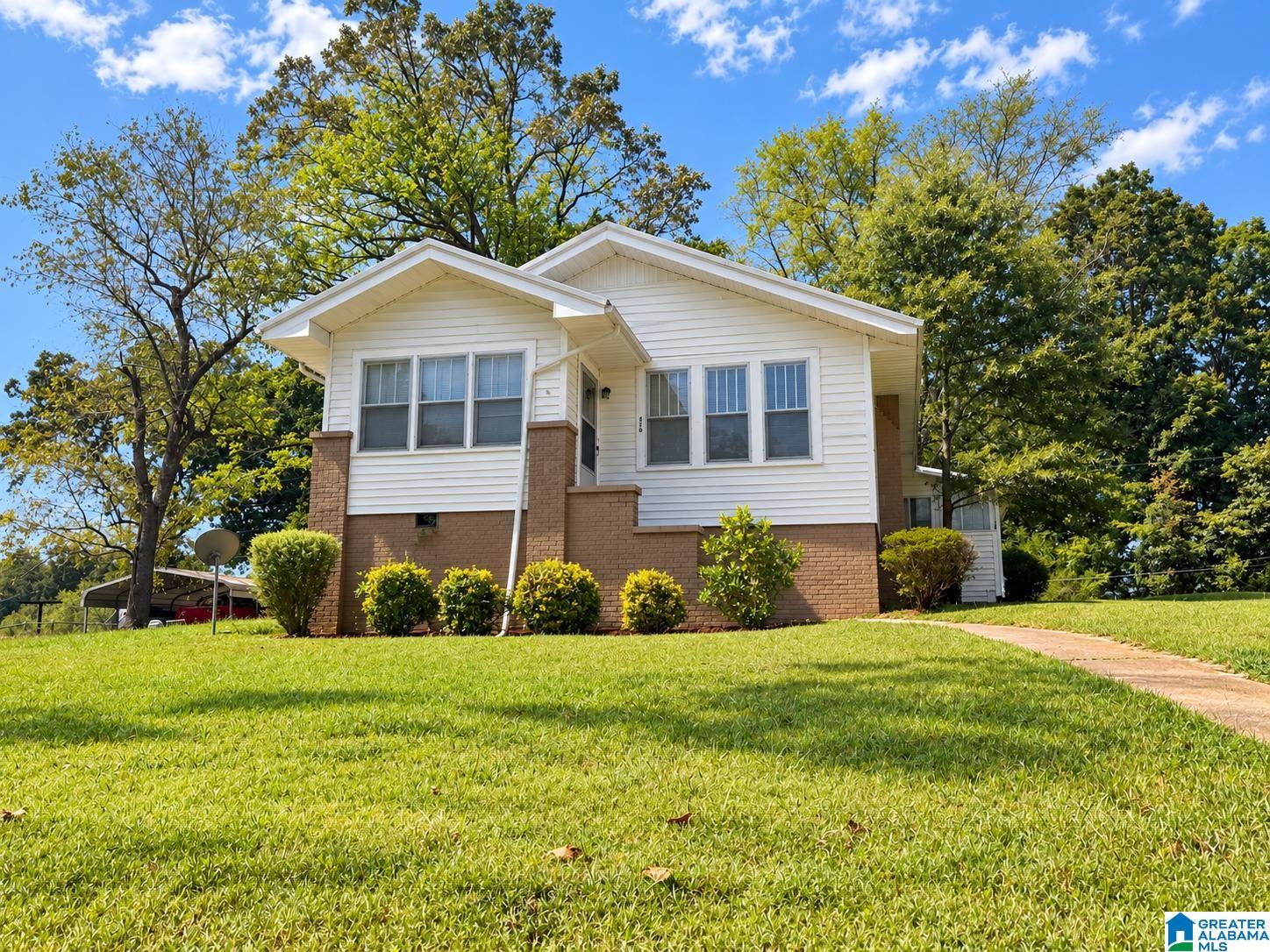 Photo 1 of Single family home for sale at 118 Highland Dr, Bessemer, AL 35023 | MLS# 21464966 | Listing updated on 2026-09-15