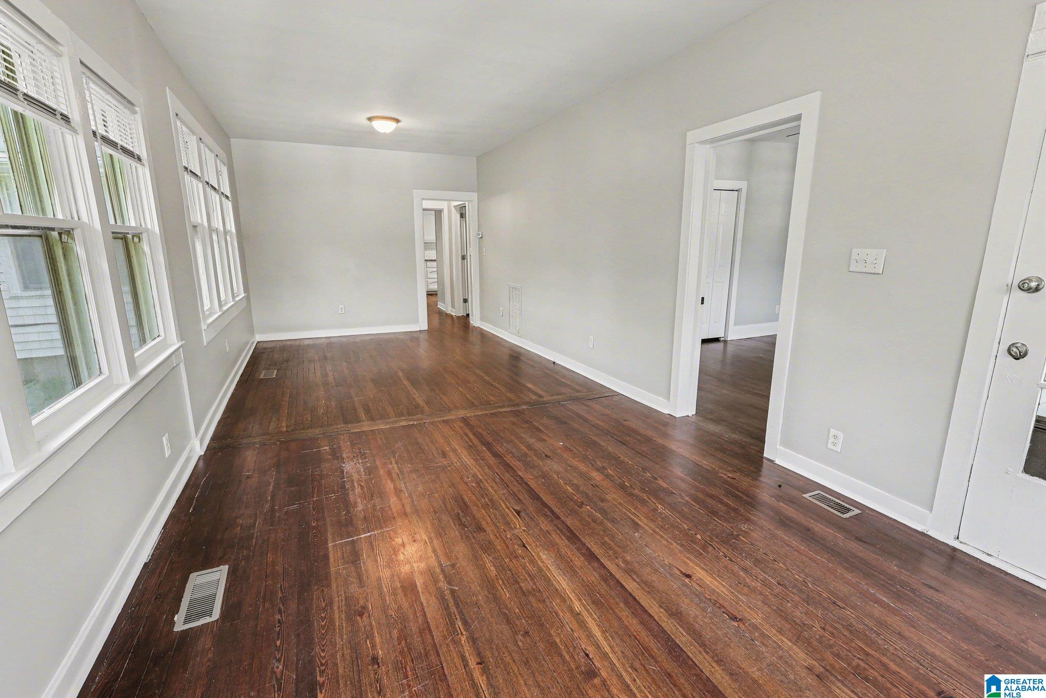 Photo 4 of Single family home for sale at 118 Highland Dr, Bessemer, AL 35023 | MLS# 21464966 | Listing updated on 2026-09-15