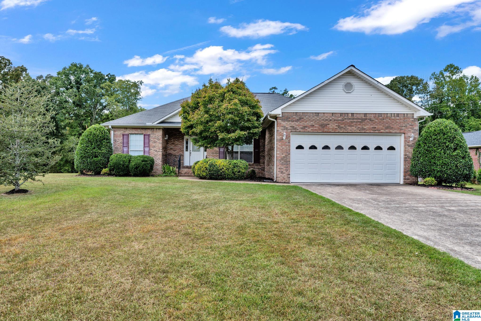 Photo 1 of Single family home for sale at 2558 Rolling Meadows Dr, Jasper, AL 35503 | MLS# 21464967 | Listing updated on 2026-09-15