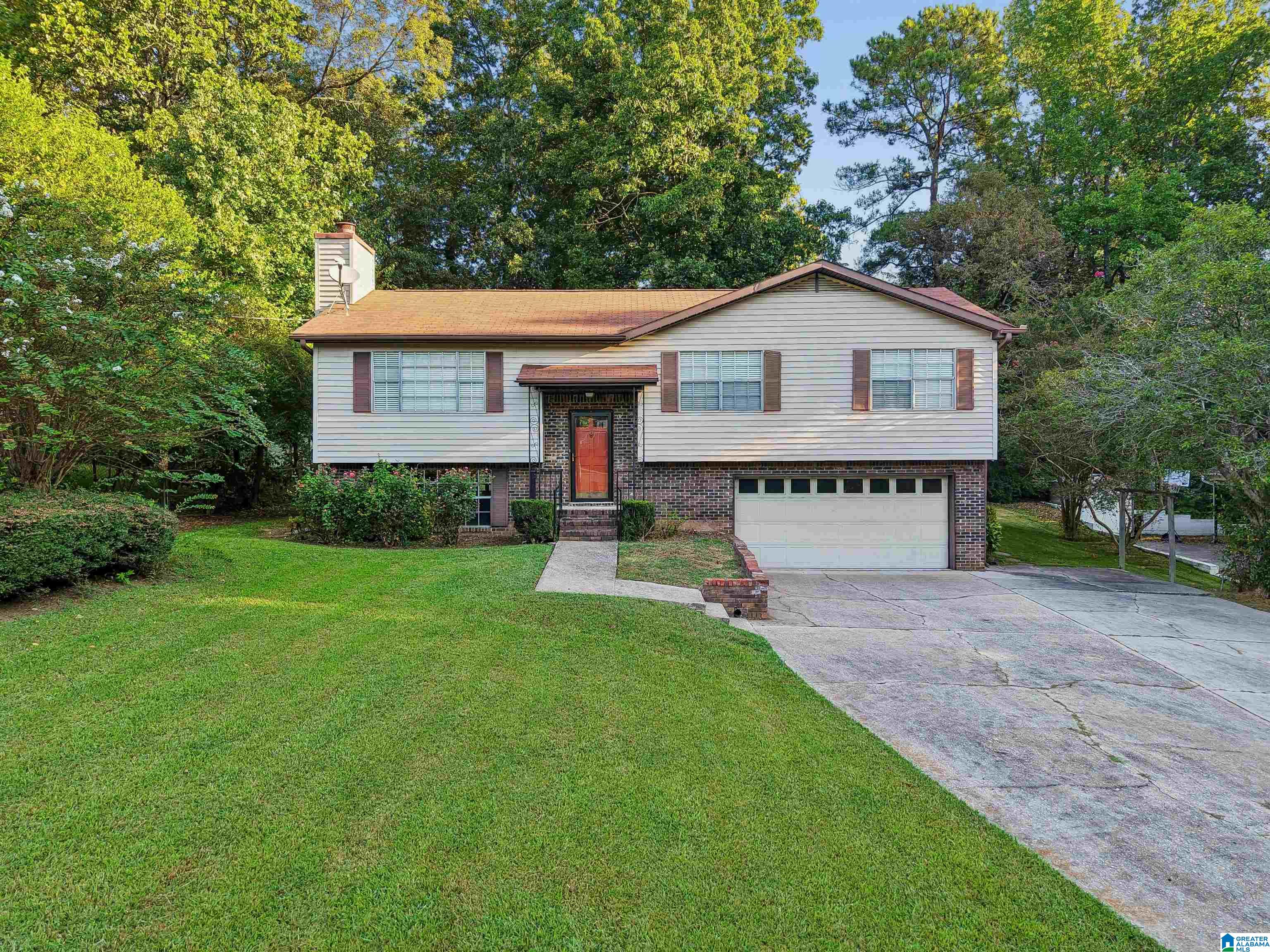 Photo 1 of Single family home for sale at 1212 Sweetwater Cir, Birmingham, AL 35235 | MLS# 21464979 | Listing updated on 2026-09-15
