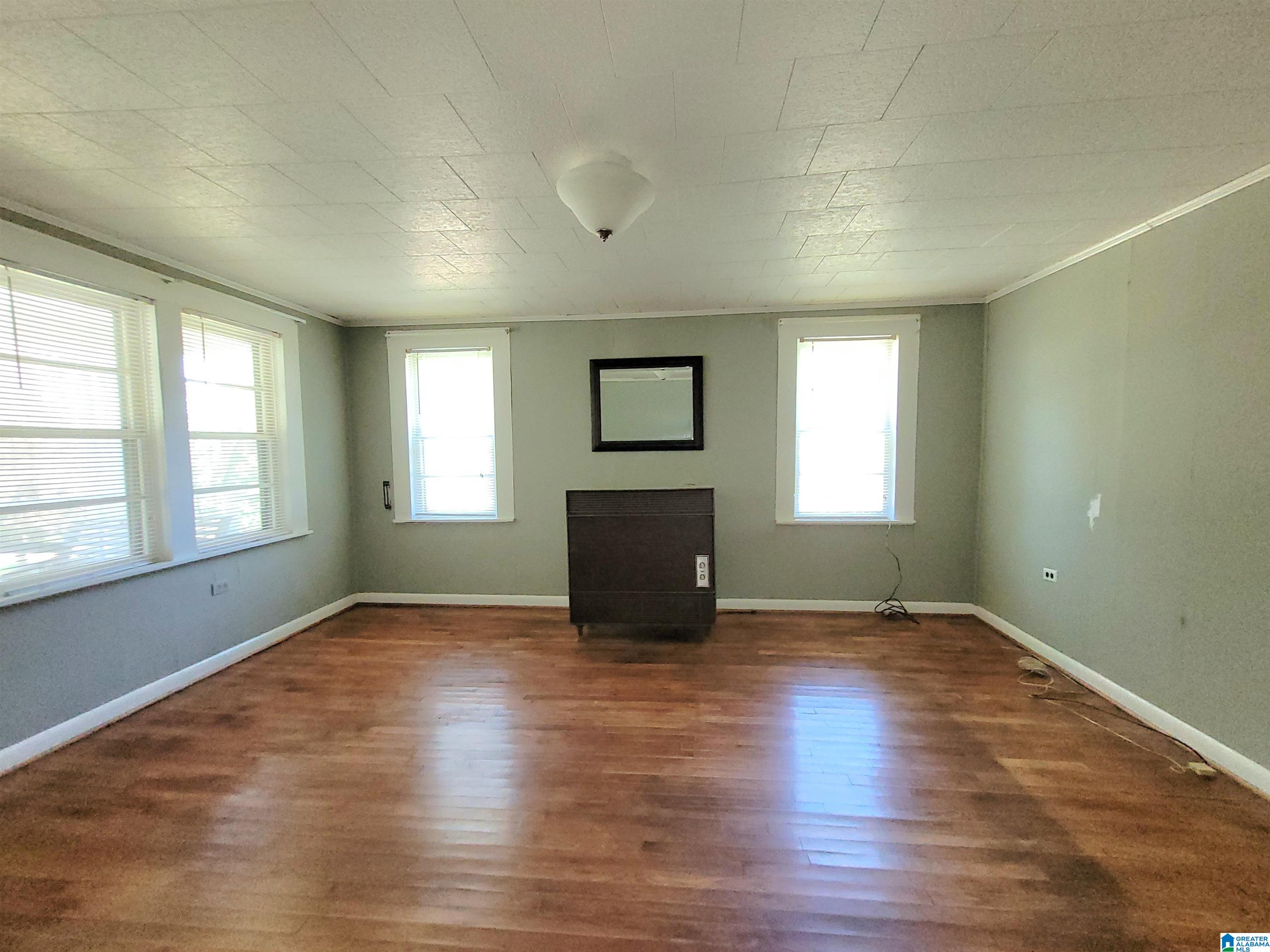 Photo 3 of Single family home for sale at 326 Crestview Rd, Talladega, AL 35160 | MLS# 21464998 | Listing updated on 2026-09-16