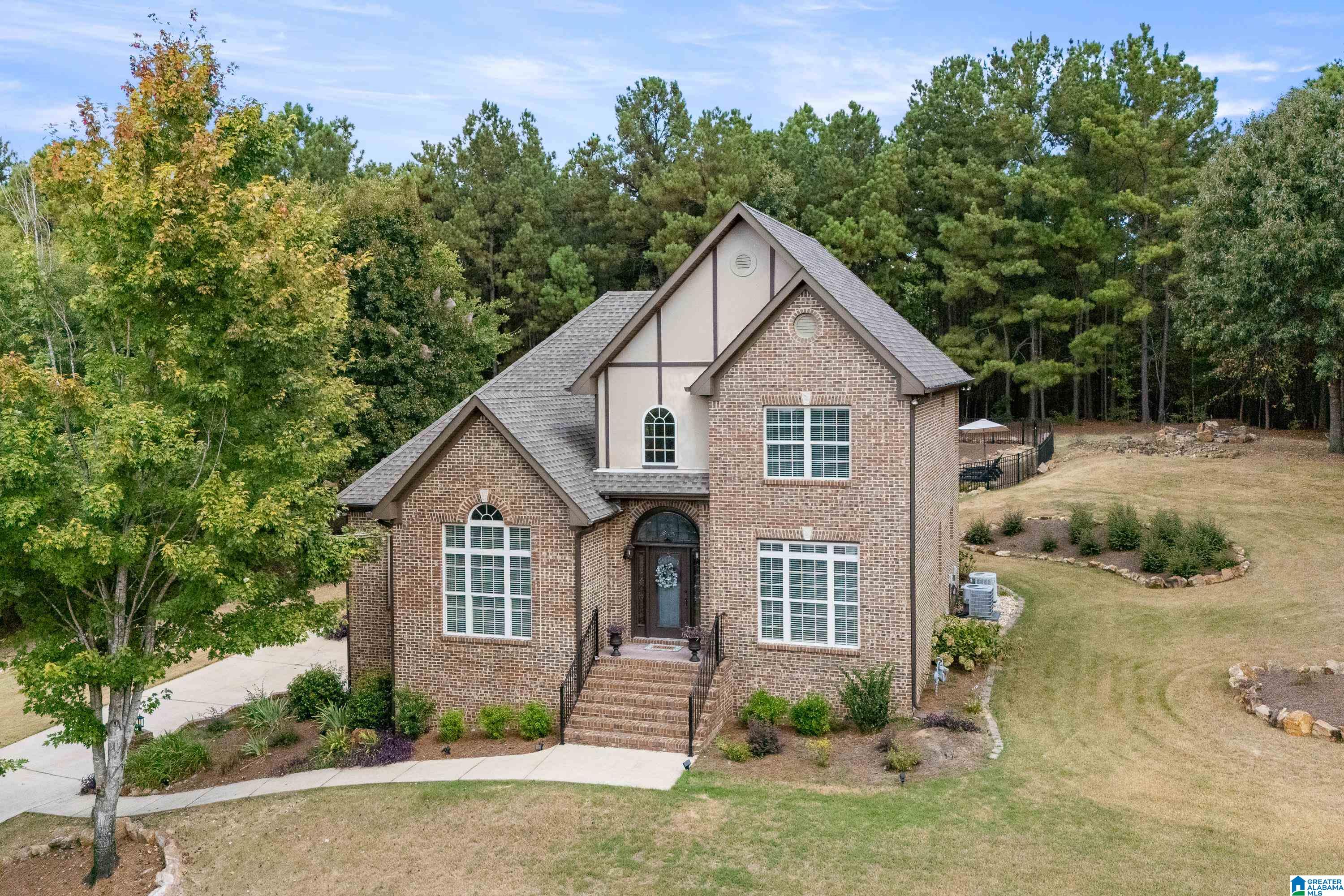 349 EMERALD LANE