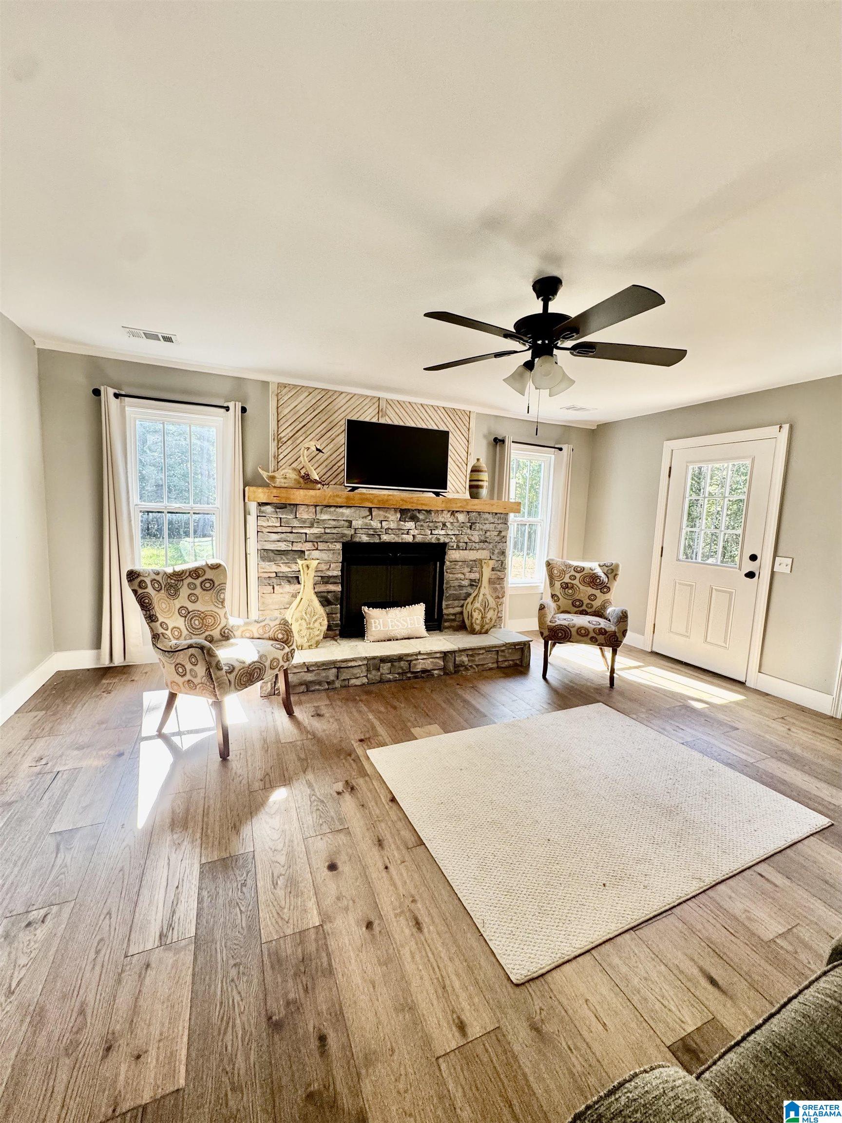 Photo 4 of Single family home for sale at 1123 County Rd 865, Roanoke, AL 36274 | MLS# 21465017 | Listing updated on 2026-09-16