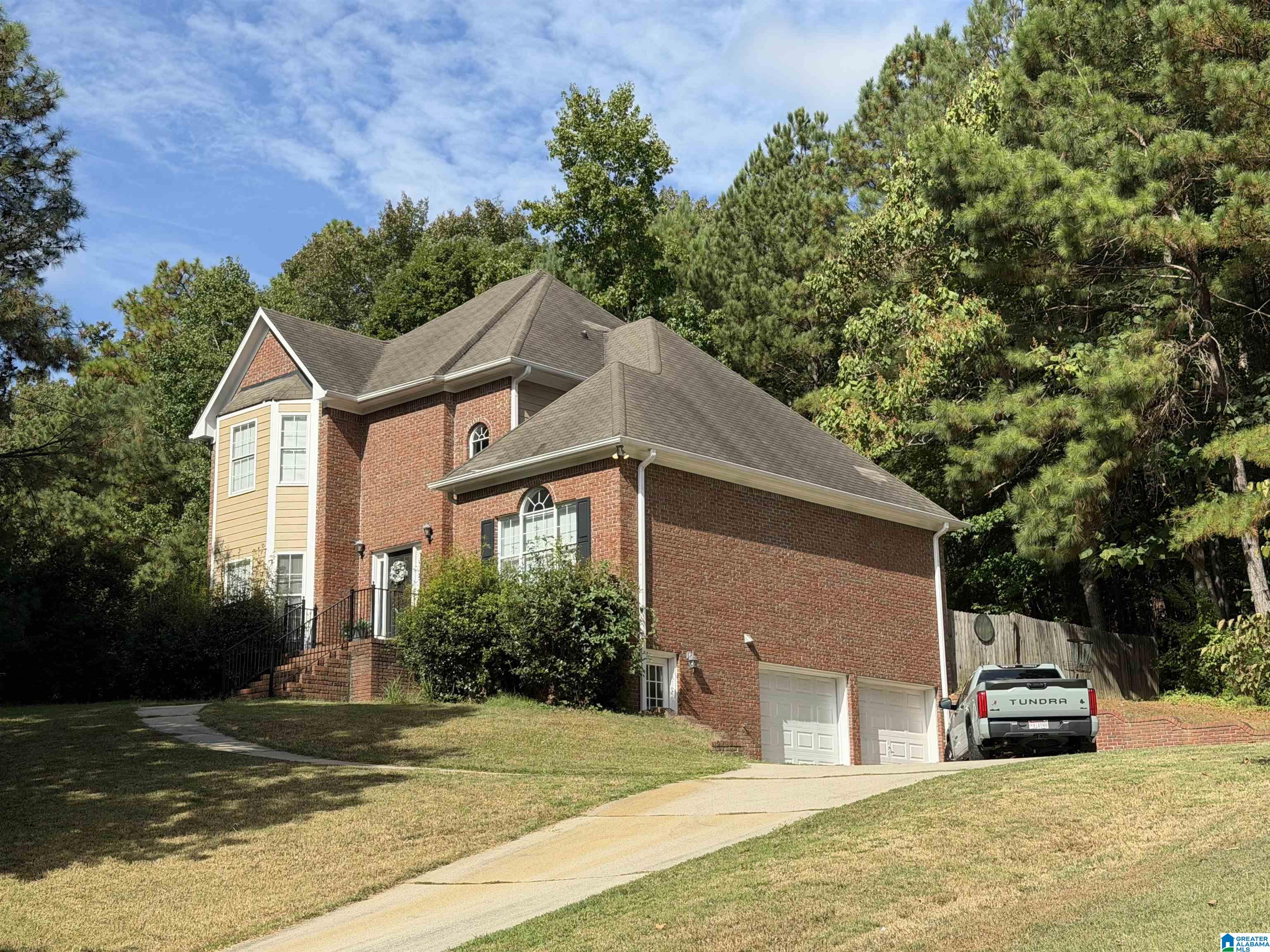 Photo 1 of Single family home for sale at 206 Woodbury Dr, Sterrett, AL 35147 | MLS# 21465032 | Listing updated on 2026-09-16