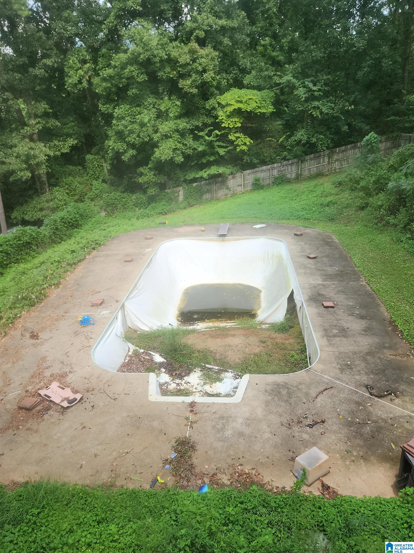Photo 19 of Single family home for sale at 2312 Fitzgerald Rd, Oxford, AL 36203 | MLS# 21465059 | Listing updated on 2026-09-16