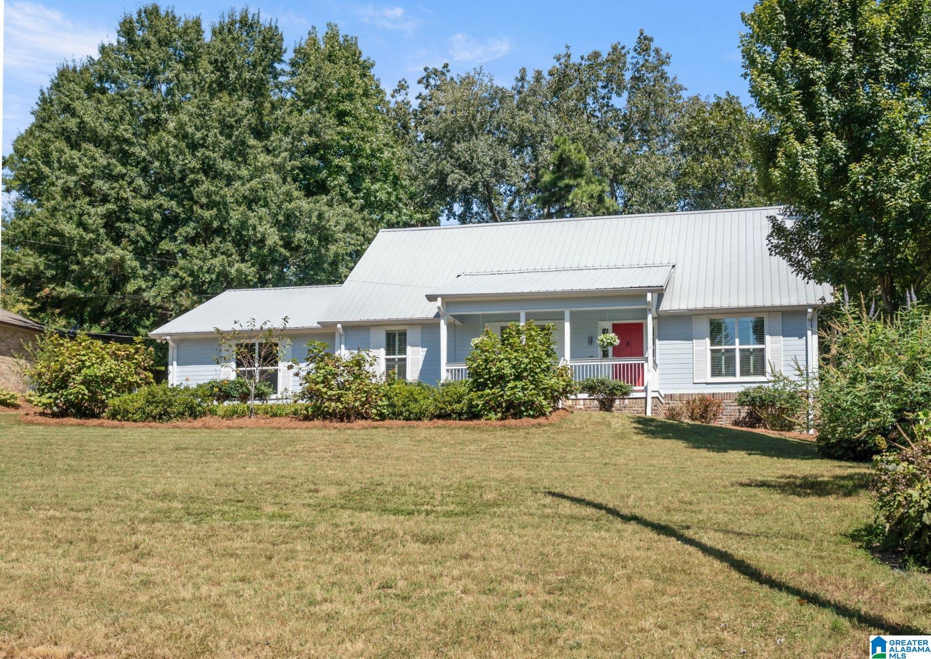 Photo 1 of Single family home for sale at 3615 Bermuda Dr, Irondale, AL 35210 | MLS# 21465061 | Listing updated on 2026-09-17
