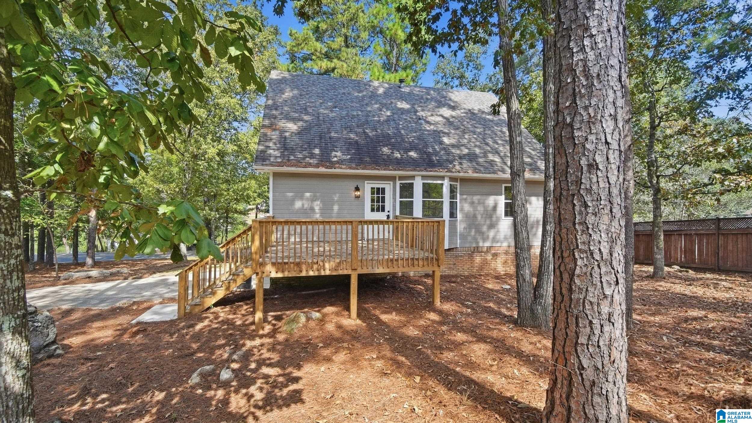 Photo 3 of Single family home for sale at 8010 Barbara Dr, Mc Calla, AL 35111 | MLS# 21465083 | Listing updated on 2026-09-16