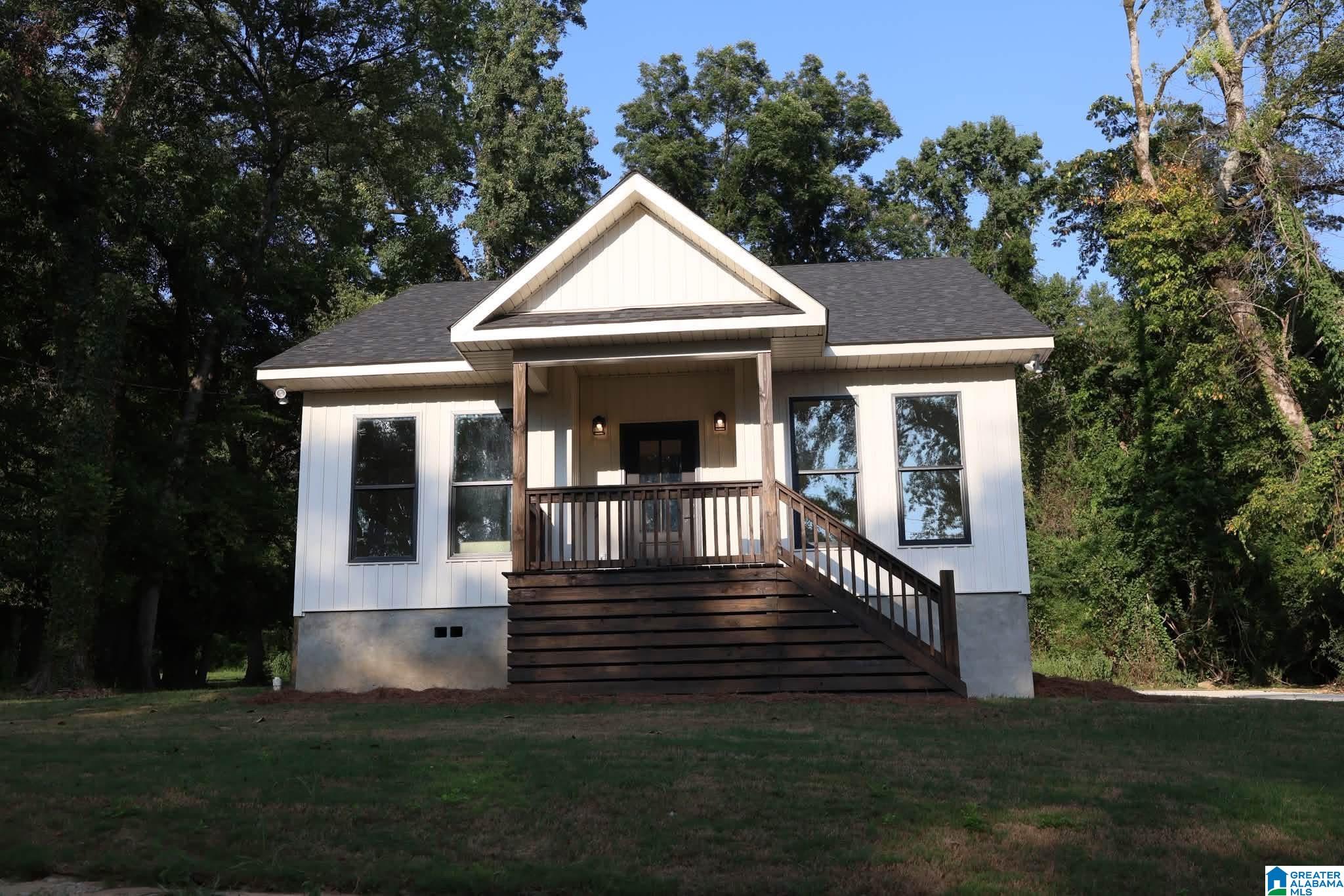 Photo 2 of Single family home for sale at 146 Market St, Centreville, AL 35042 | MLS# 21465086 | Listing updated on 2026-09-16