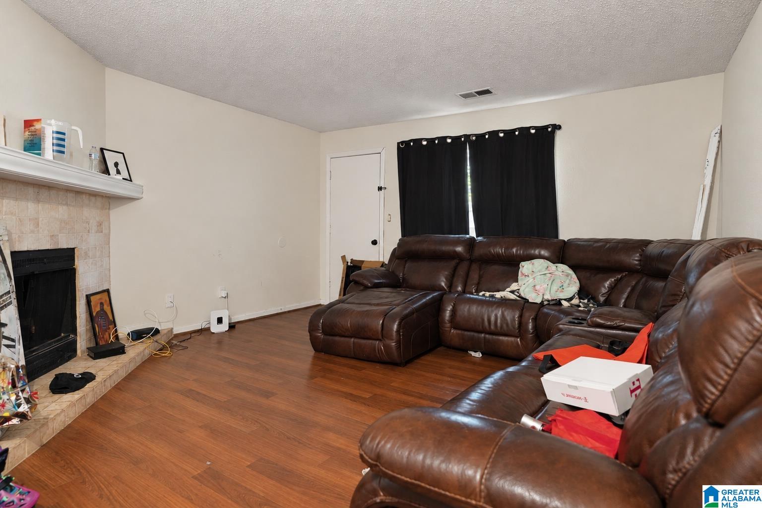 Photo 3 of Condo for sale at 1107 Chapel Crk Dr #1107, Hoover, AL 35226 | MLS# 21465089 | Listing updated on 2026-09-17