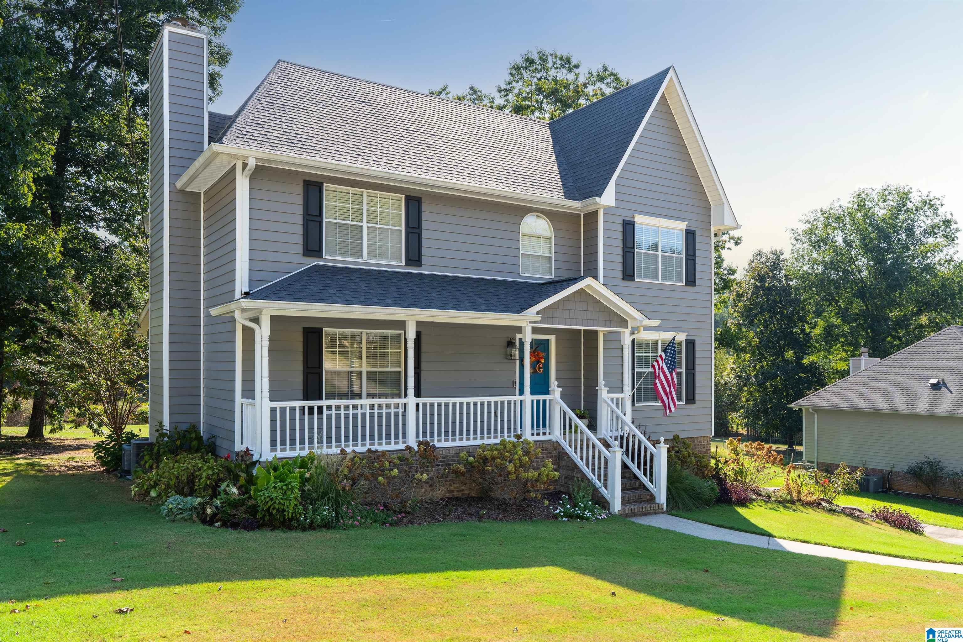 Photo 3 of Single family home for sale at 8233 Matson Cir, Trussville, AL 35173 | MLS# 21465093 | Listing updated on 2026-09-17
