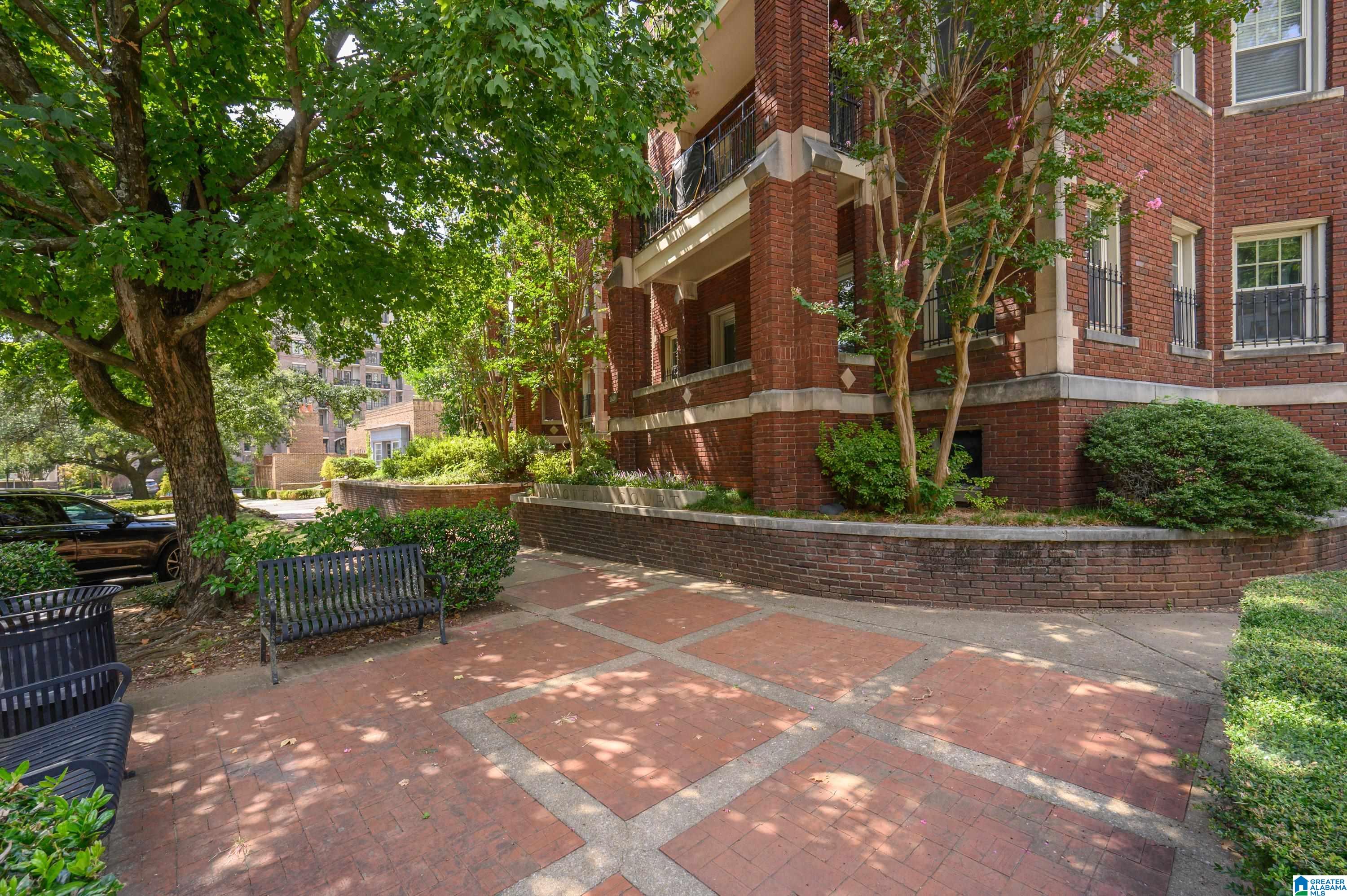 Photo 2 of Condo for sale at 2620 Highland Ave #304, Birmingham, AL 35205 | MLS# 21465105 | Listing updated on 2026-09-17