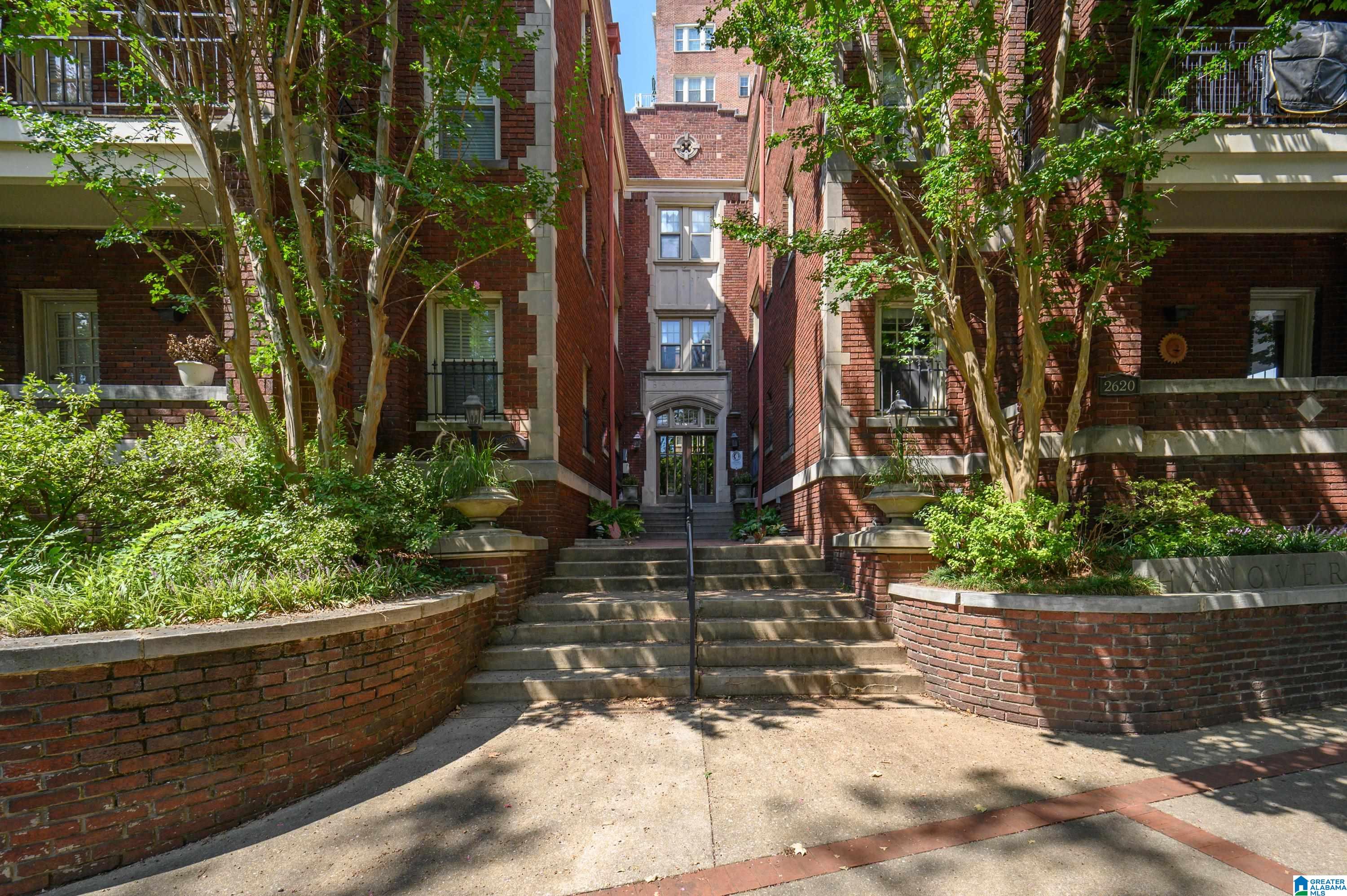 Photo 3 of Condo for sale at 2620 Highland Ave #304, Birmingham, AL 35205 | MLS# 21465105 | Listing updated on 2026-09-17