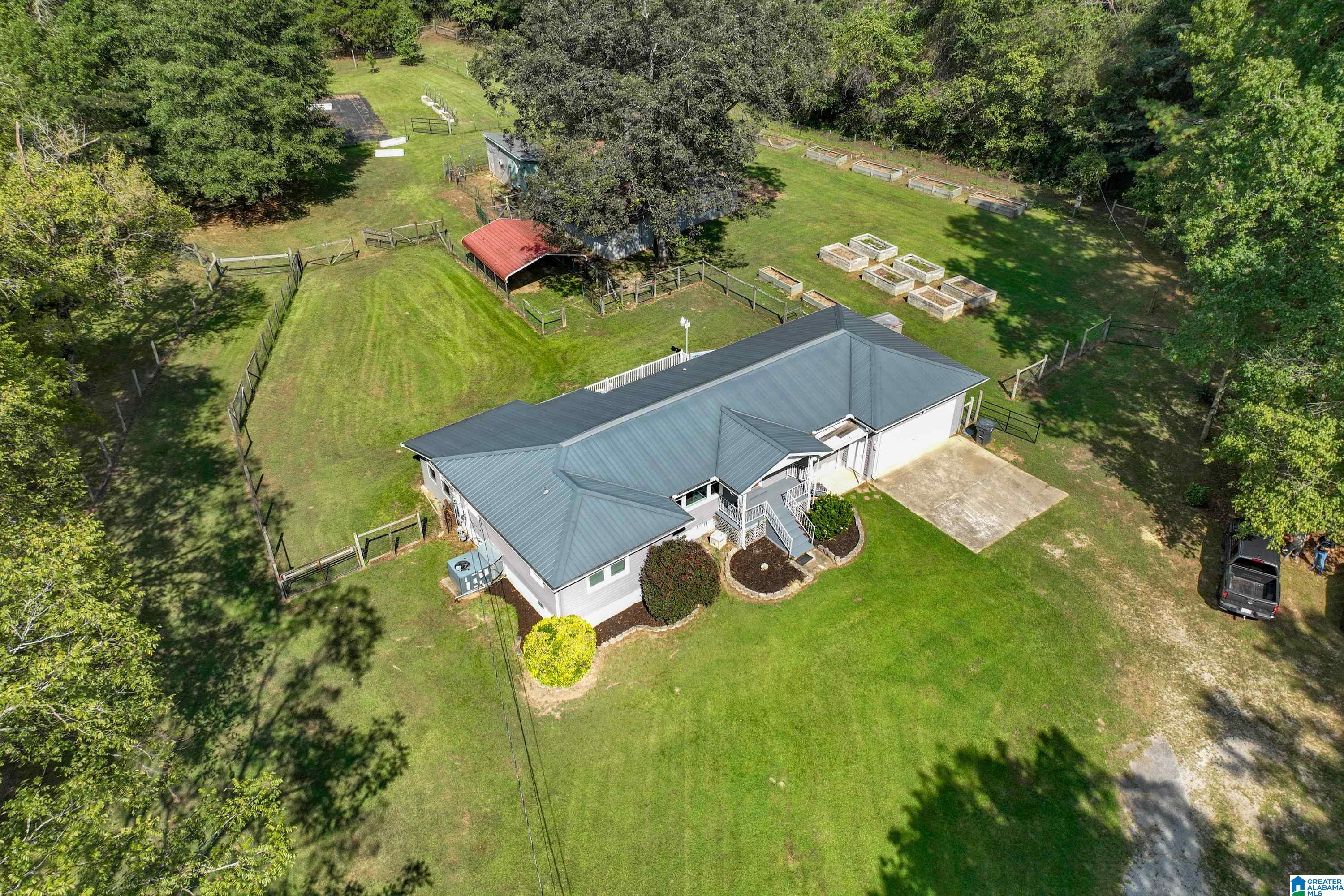 Photo 2 of Single family home for sale at 5329 Red Holw Rd, Birmingham, AL 35215 | MLS# 21465111 | Listing updated on 2026-09-17