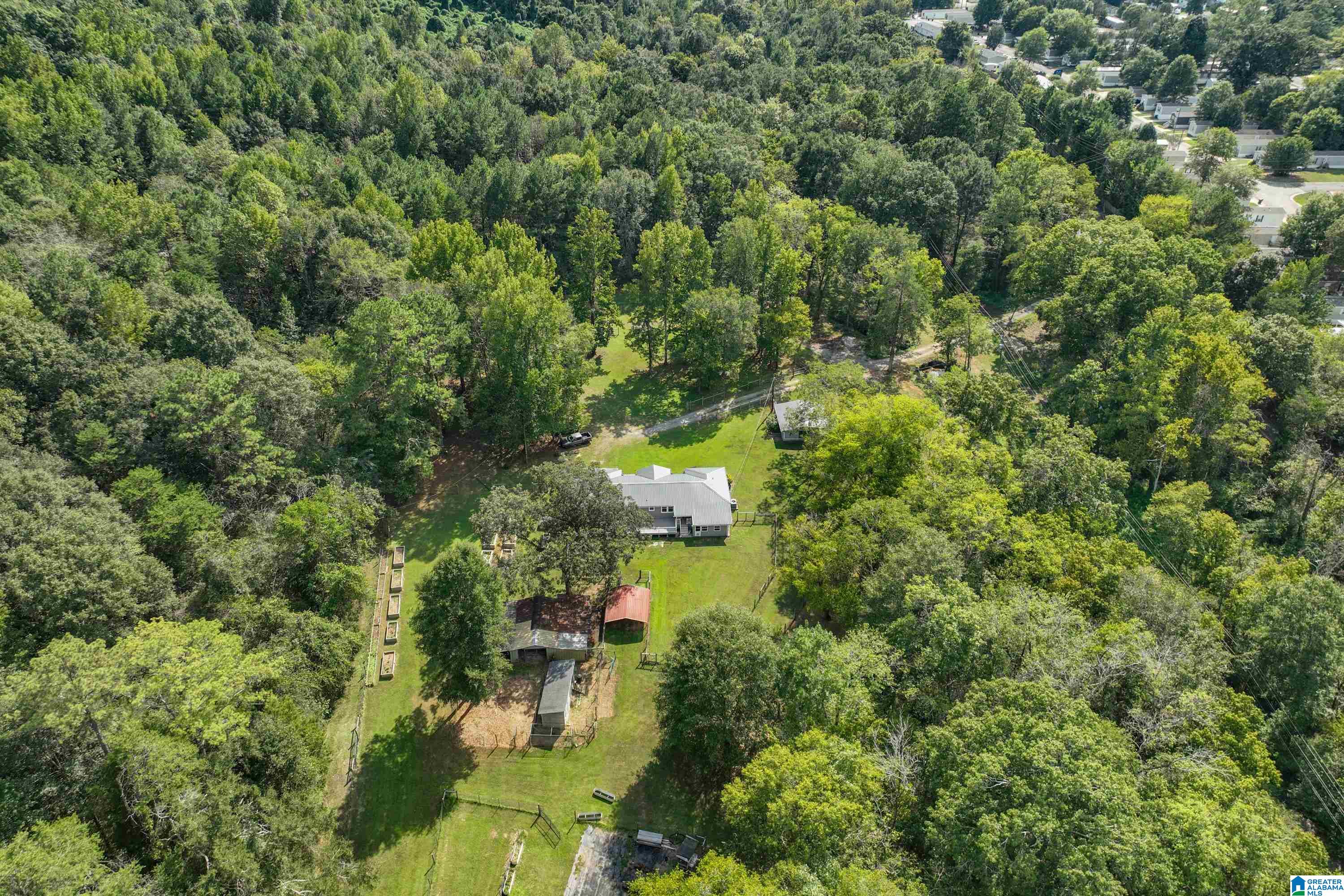 Photo 4 of Single family home for sale at 5329 Red Holw Rd, Birmingham, AL 35215 | MLS# 21465111 | Listing updated on 2026-09-17