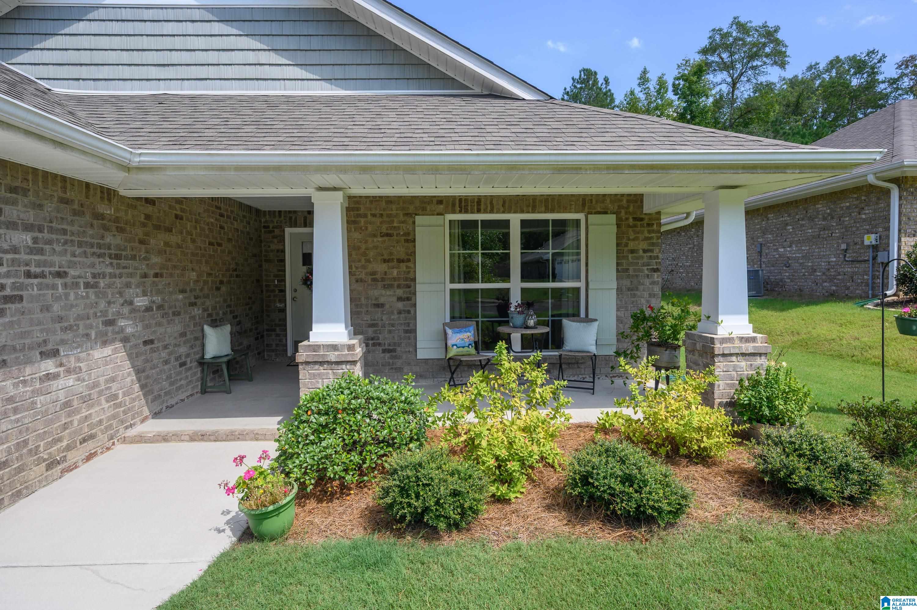 Photo 3 of Sale Pending at 142 Pure Leaf Dr, Wilsonville, AL 35186 | MLS# 21465114 | Listing updated on 2026-09-19
