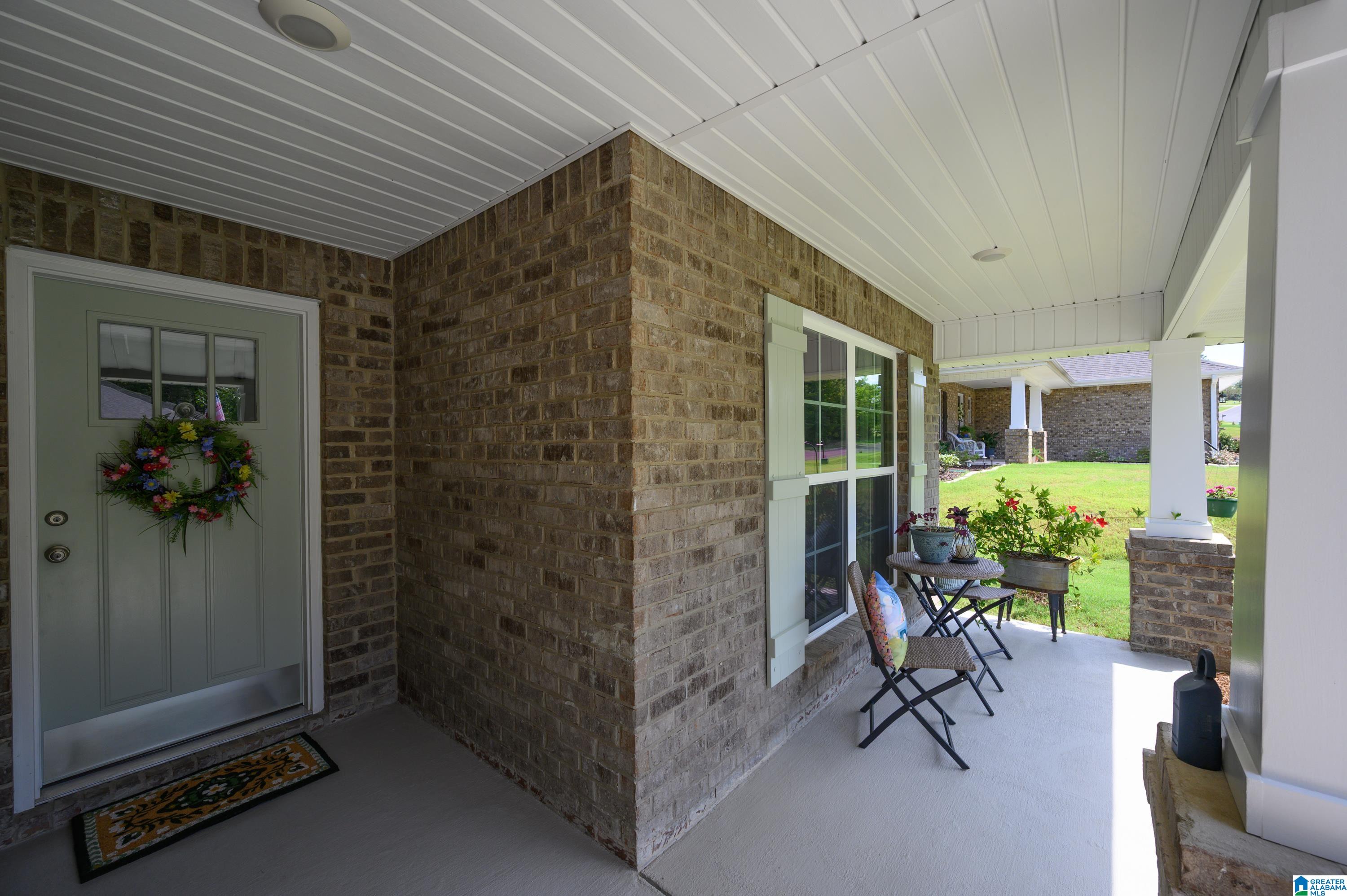 Photo 4 of Sale Pending at 142 Pure Leaf Dr, Wilsonville, AL 35186 | MLS# 21465114 | Listing updated on 2026-09-19