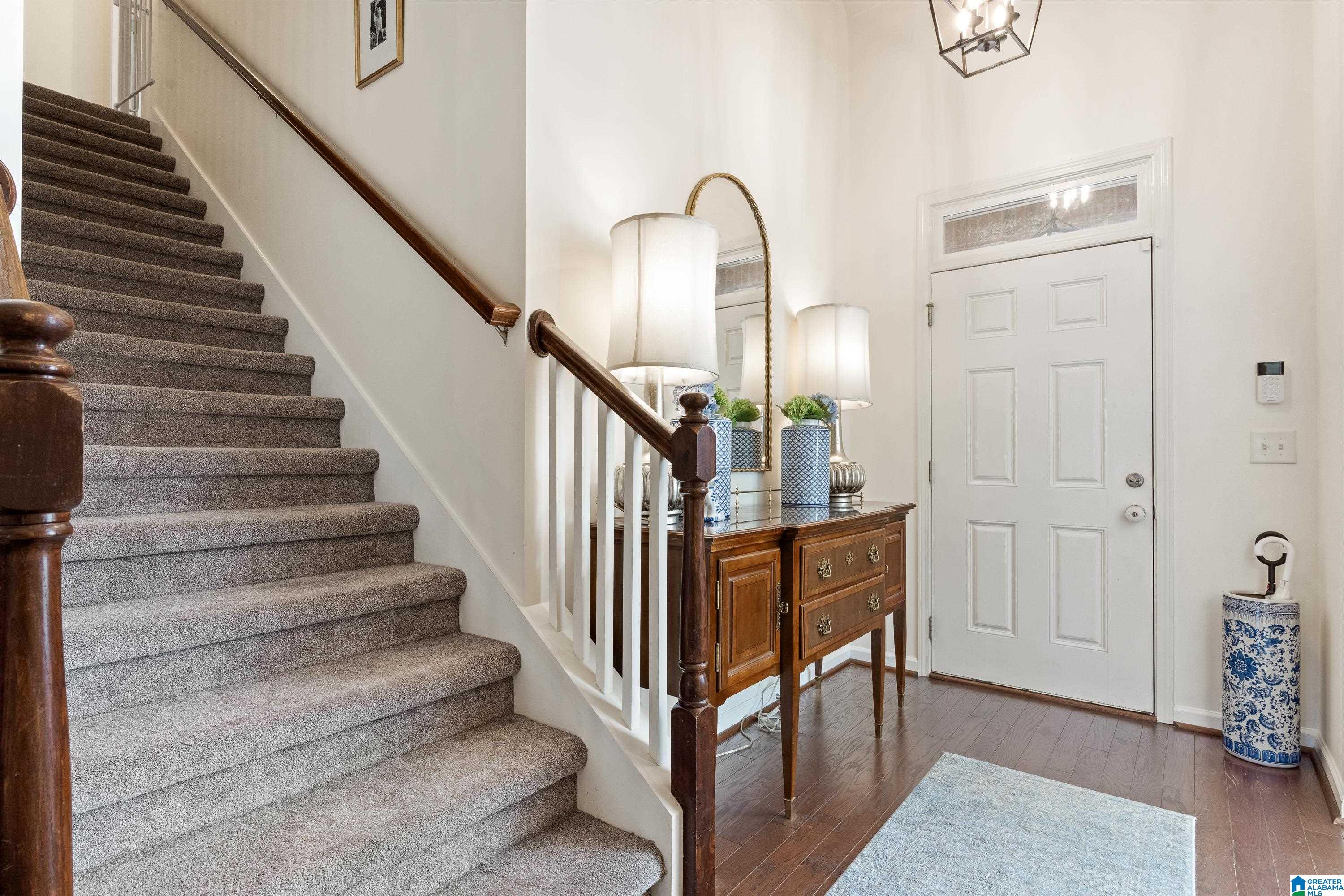 Photo 4 of Sale Pending at 300 Creekside Cir, Pelham, AL 35124 | MLS# 21465126 | Listing updated on 2026-09-23