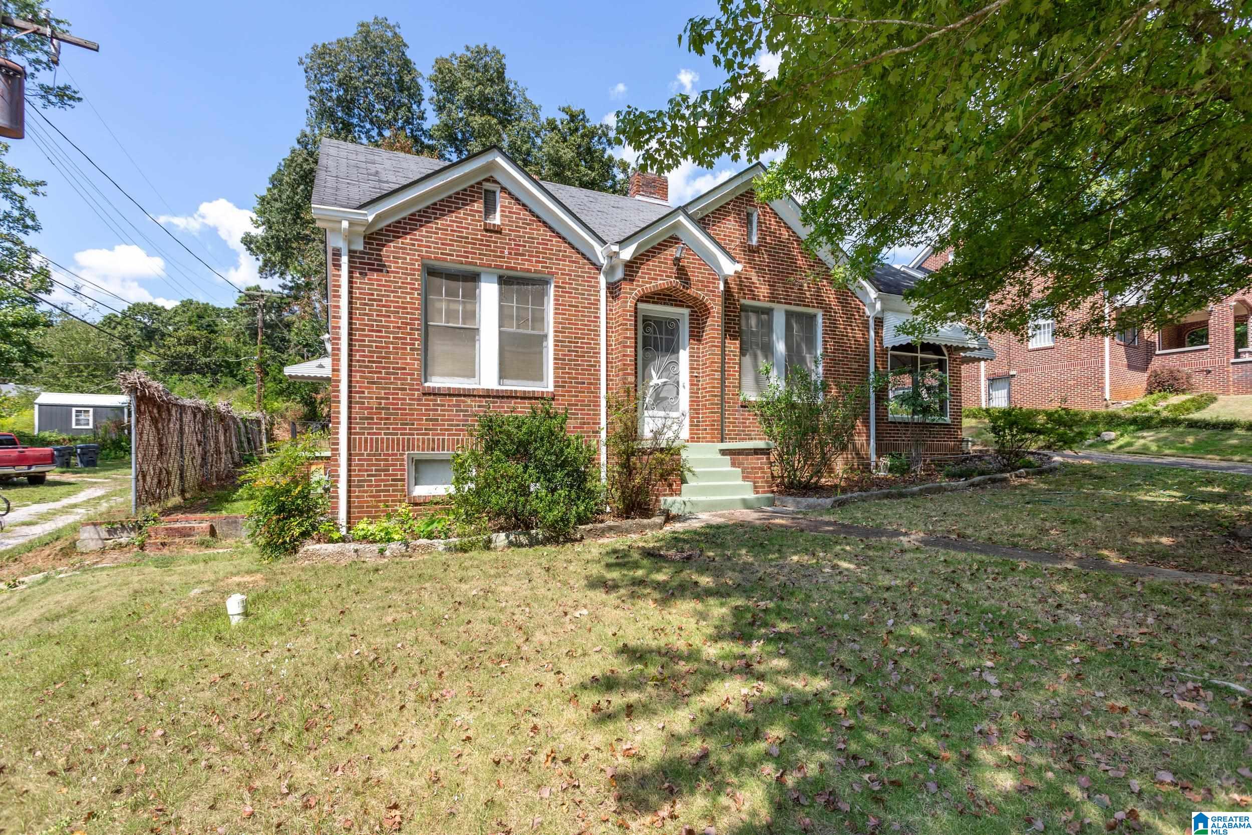 Photo 1 of Single family home for sale at 2124 Woodland Ave, Anniston, AL 36207 | MLS# 21465137 | Listing updated on 2026-09-16