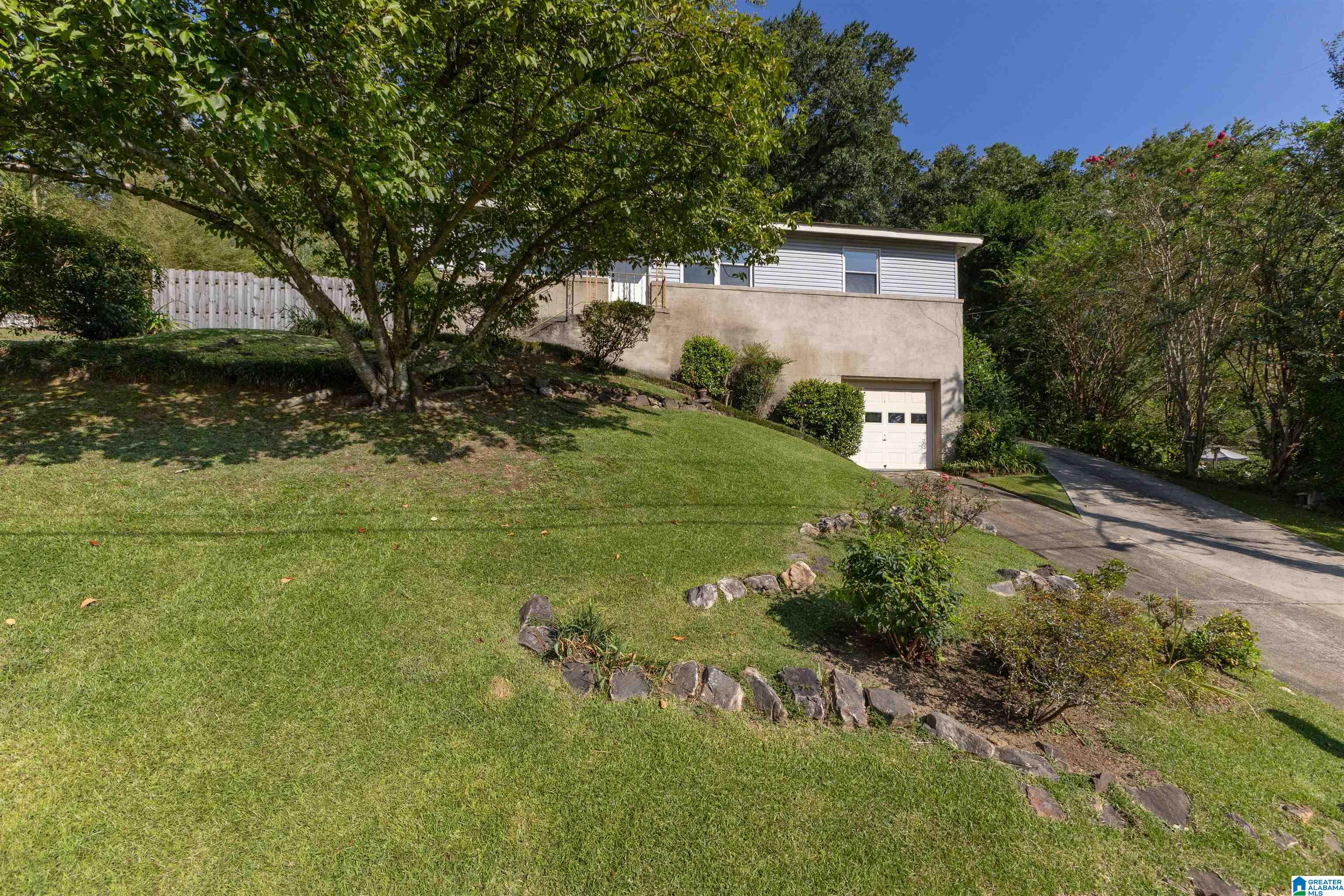 Photo 3 of Single family home for sale at 1208 Ingram Ave, Birmingham, AL 35213 | MLS# 21465142 | Listing updated on 2026-09-17