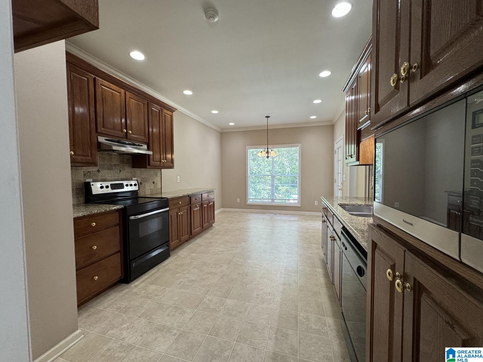 Photo 4 of Single family home for sale at 4208 Country Oaks Dr, Oxford, AL 36203 | MLS# 21465149 | Listing updated on 2026-09-17