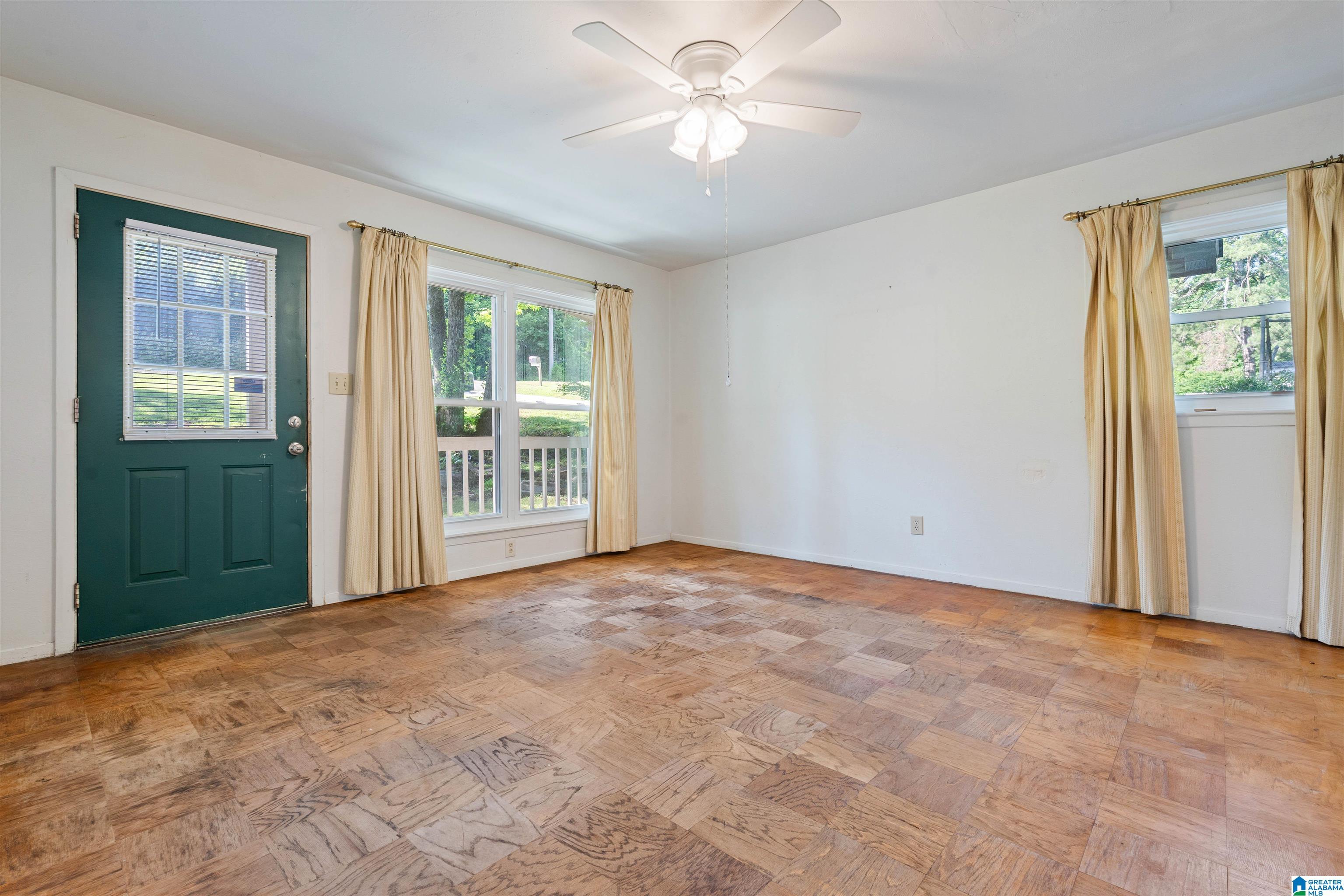 Photo 2 of Single family home for sale at 2184 Rocky Ridge Rd, Hoover, AL 35216 | MLS# 21465150 | Listing updated on 2026-09-18
