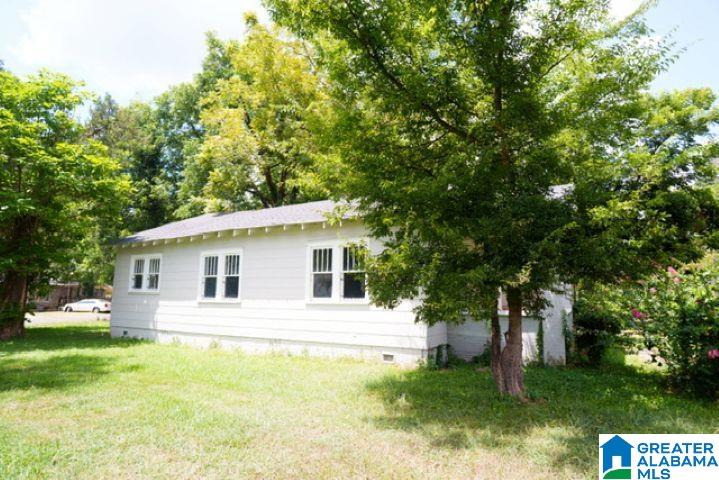Photo 2 of Single family home for sale at 2219 Wesley Ave Sw, Birmingham, AL 35211 | MLS# 21465153 | Listing updated on 2026-09-17