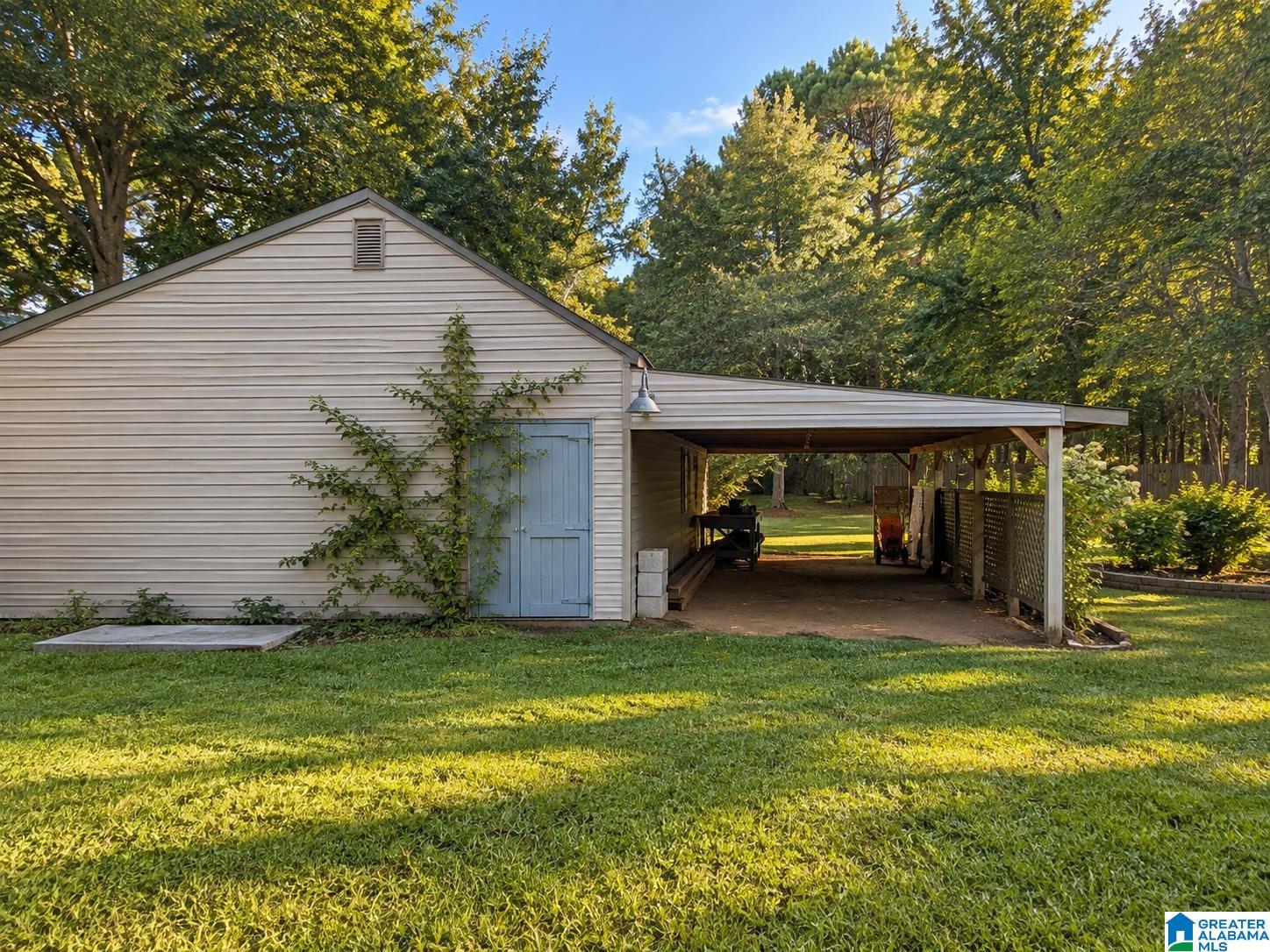 Photo 4 of Single family home for sale at 6019 Pleasant Hl Rd, Bessemer, AL 35022 | MLS# 21465176 | Listing updated on 2026-09-17