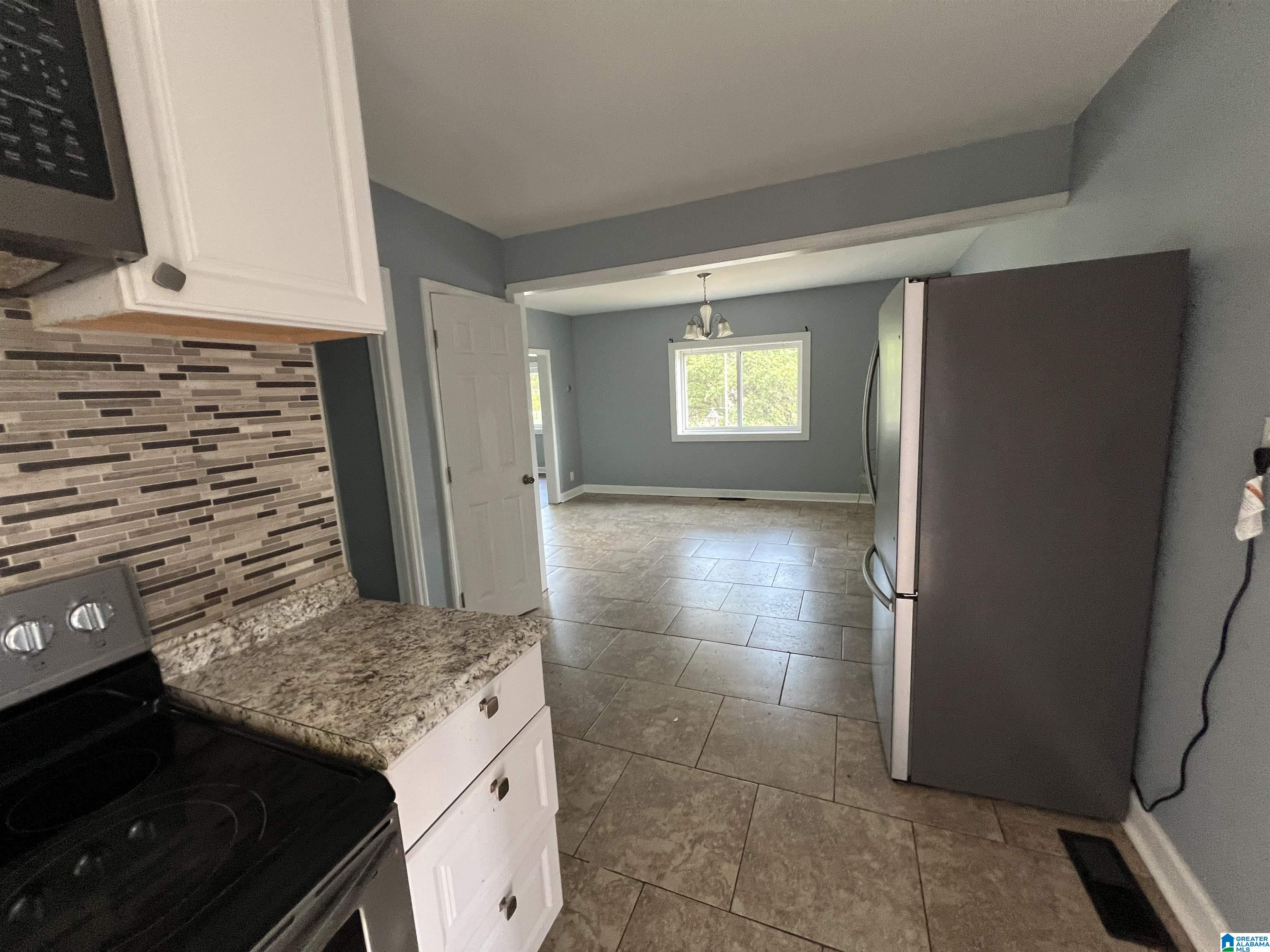 Photo 3 of Single family home for sale at 950 Center St N, Birmingham, AL 35204 | MLS# 21465178 | Listing updated on 2026-09-17