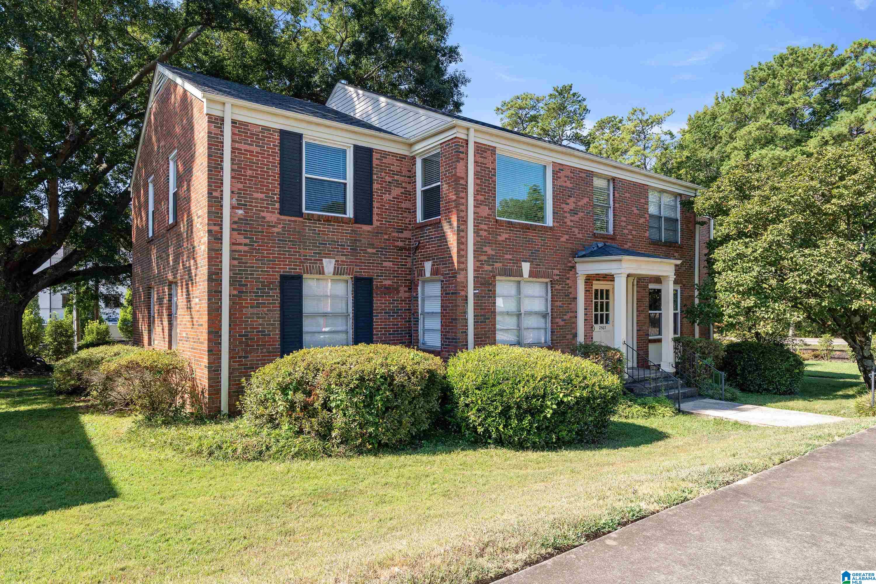 Photo 2 of Condo for sale at 2503 Mountain Brk Cir #B, Mountain Brk, AL 35223 | MLS# 21465200 | Listing updated on 2026-09-18