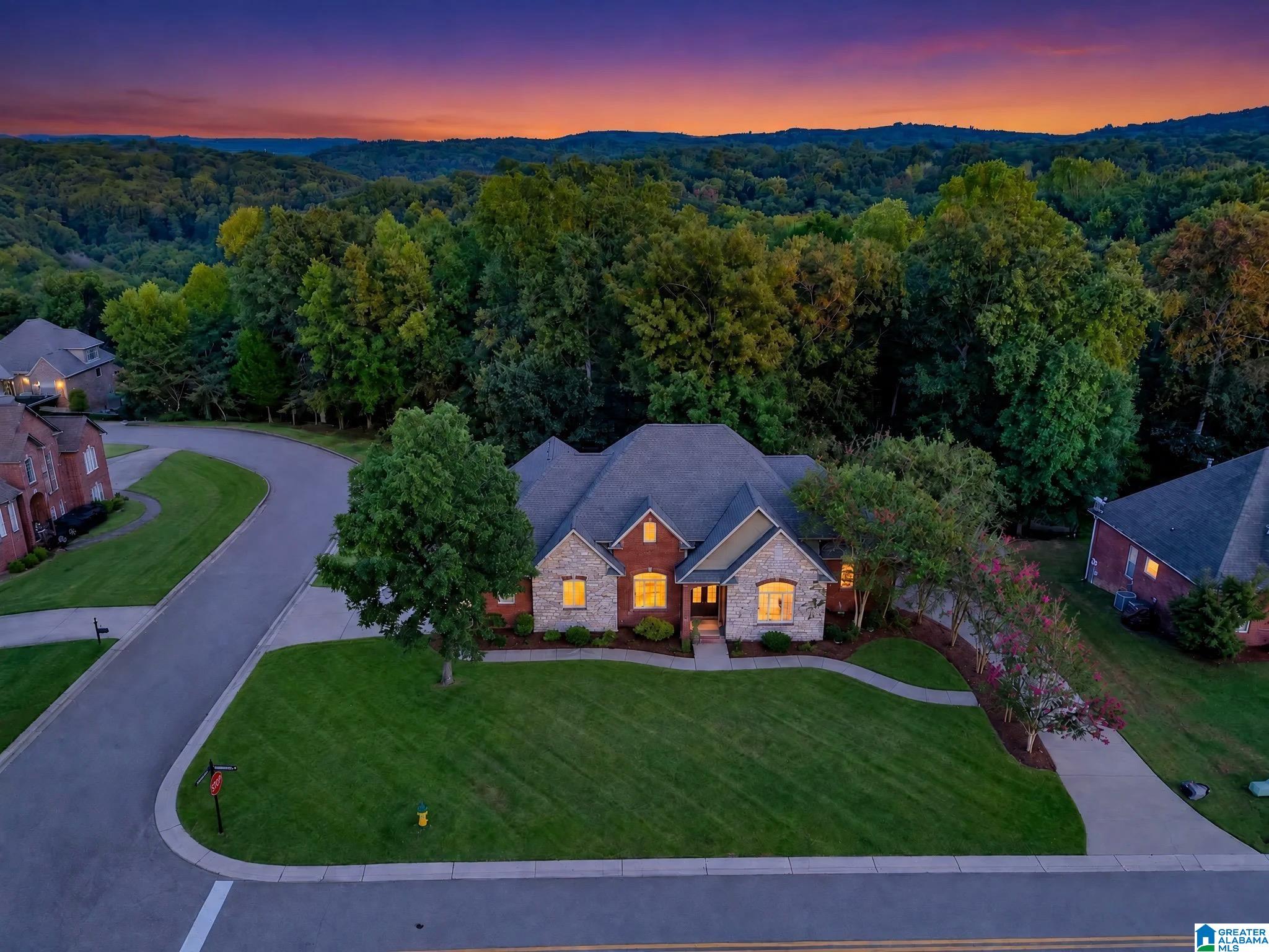 Photo 3 of Single family home for sale at 4429 Longwood Dr, Gardendale, AL 35071 | MLS# 21465212 | Listing updated on 2026-09-18