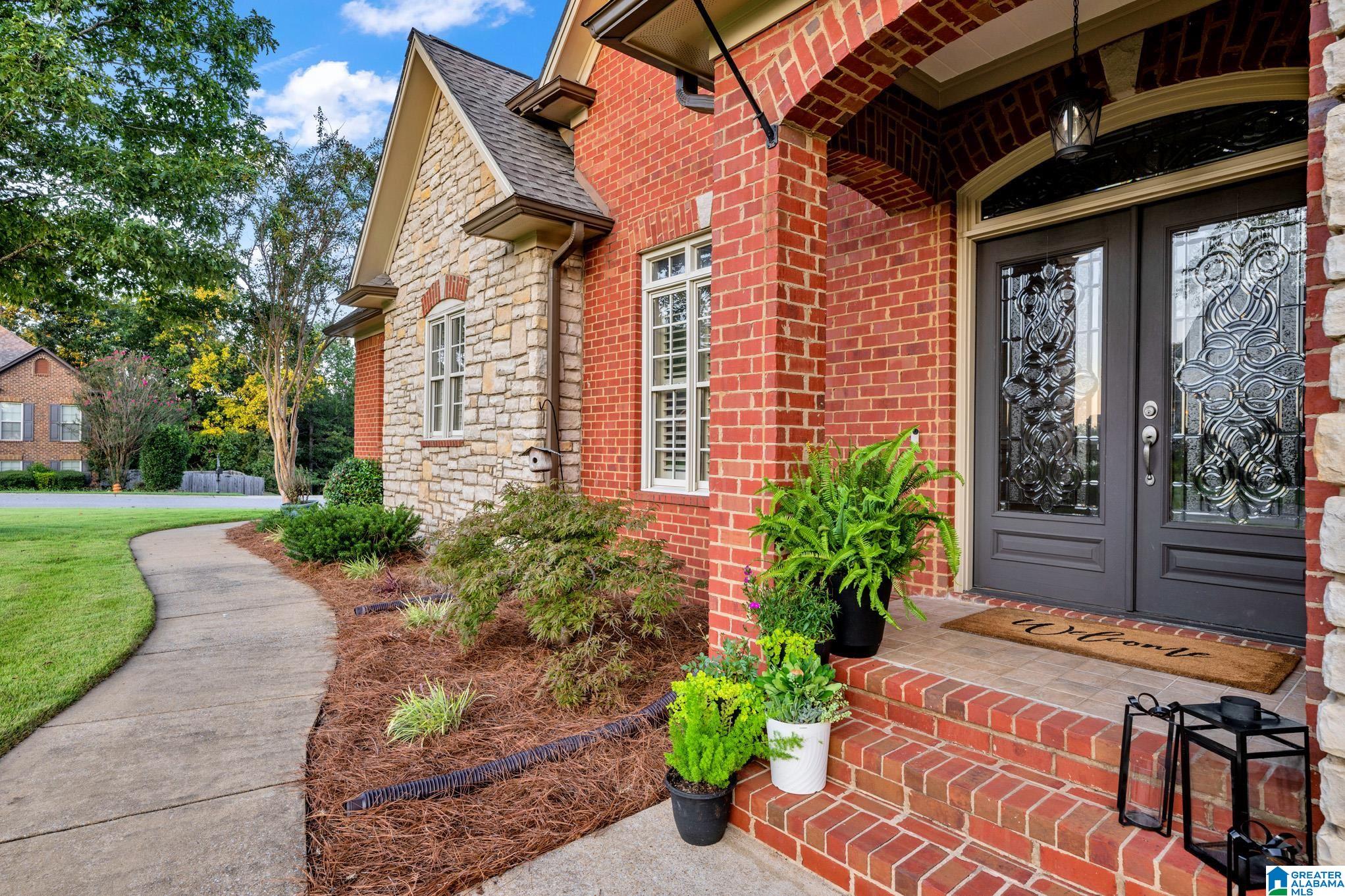 Photo 3 of Single family home for sale at 4429 Longwood Dr, Gardendale, AL 35071 | MLS# 21465212 | Listing updated on 2026-09-18
